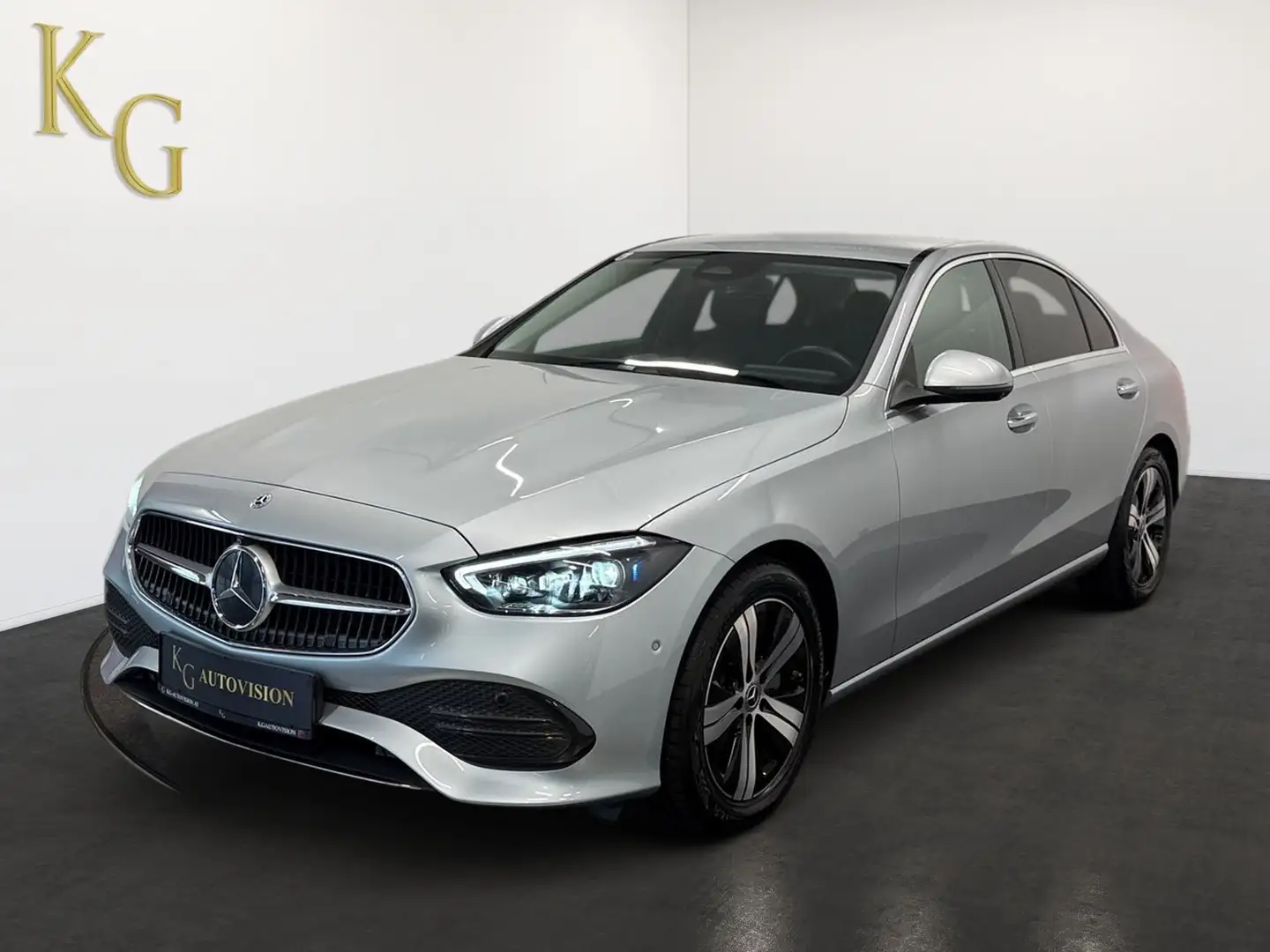 Mercedes-Benz C 220 d Avantgarde 4Matic ab ca. 316€ monatlich Silber - 2