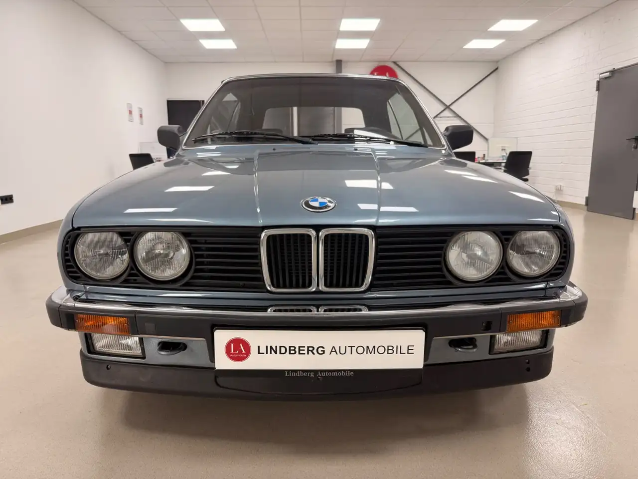 BMW 320 i(E30) Cabrio*TOPZUSTAND*VERDECK NEU*, foto 2