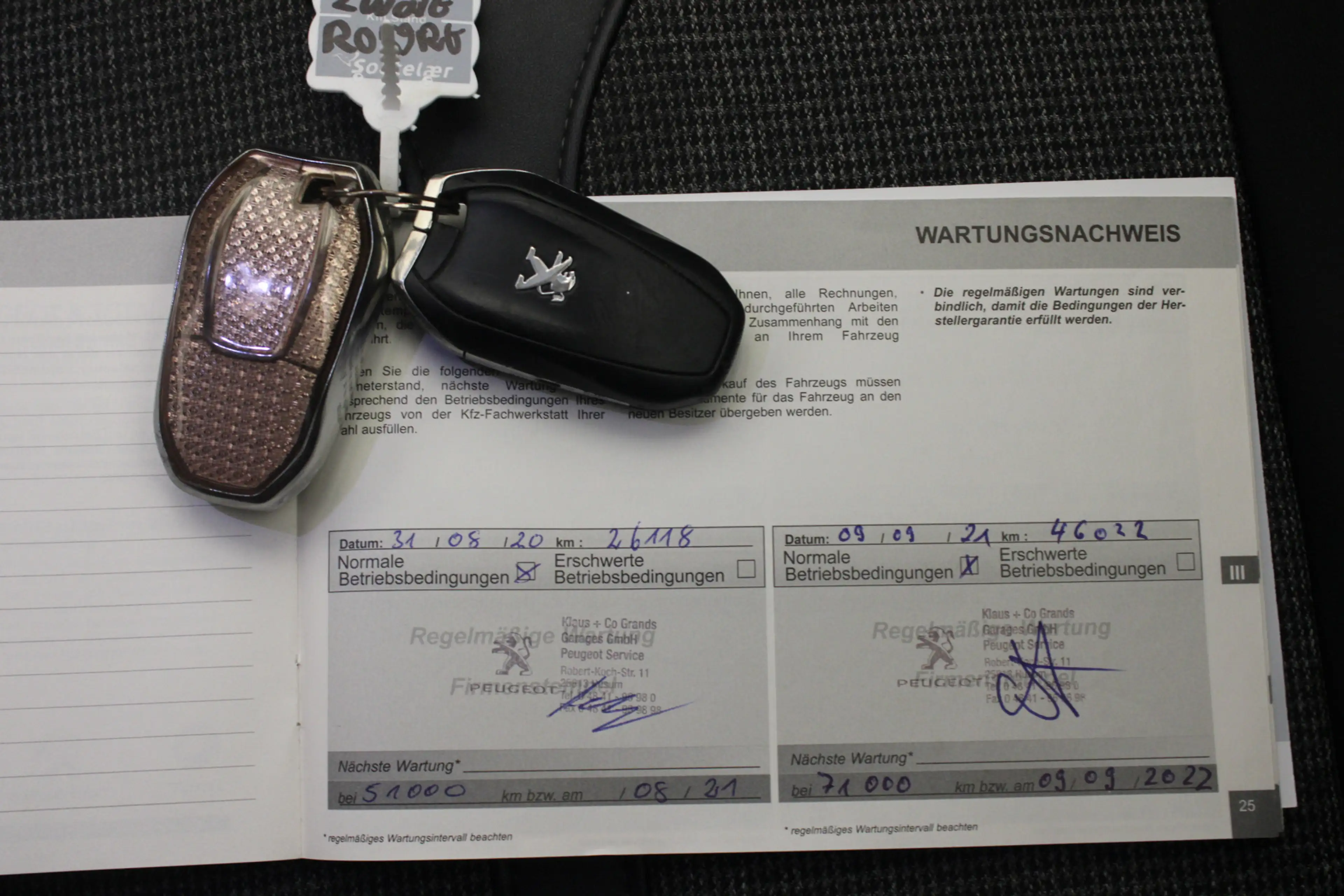 Peugeot 5008 1.2 PureTech Allure — photo 22