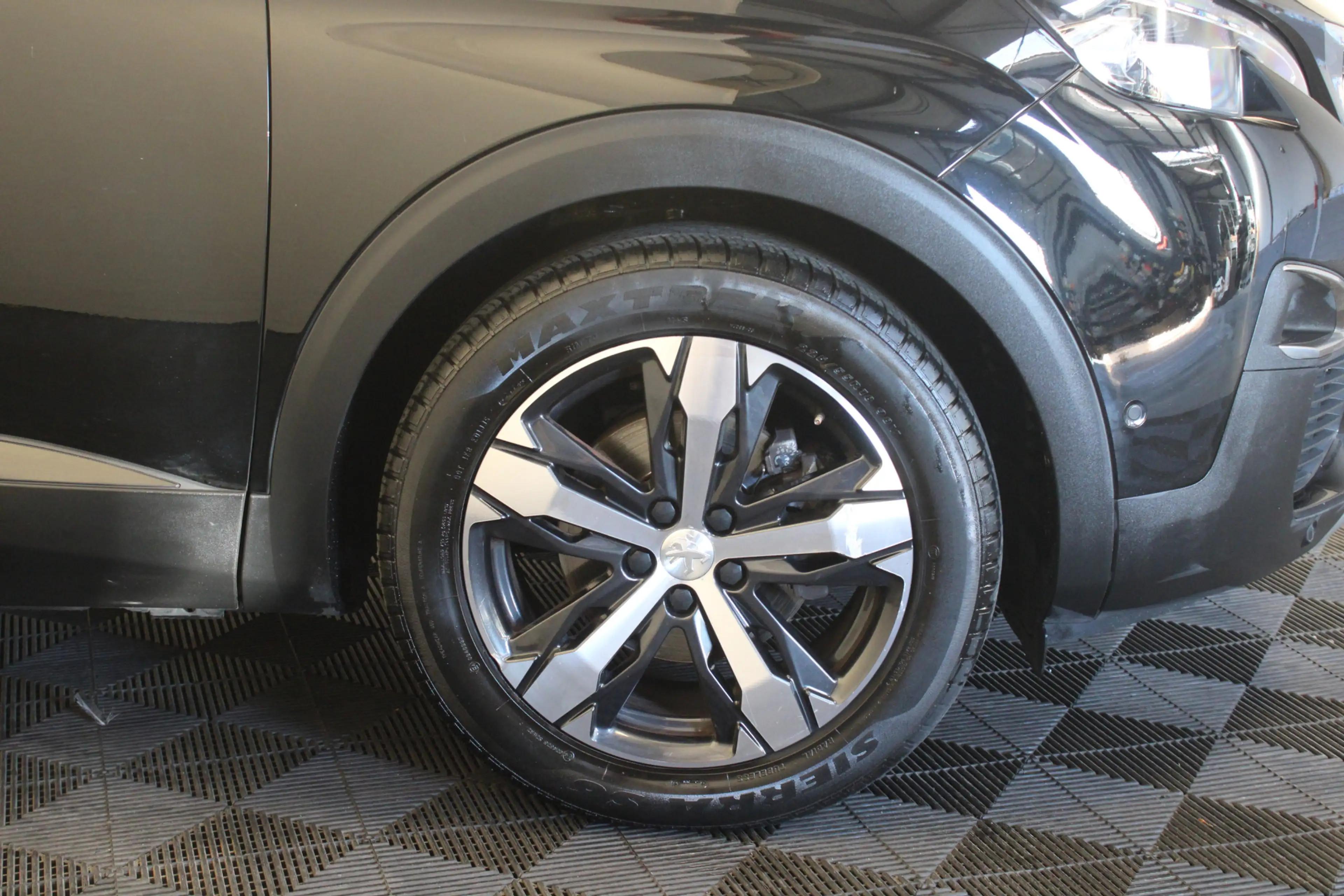Peugeot 5008 1.2 PureTech Allure — photo 10