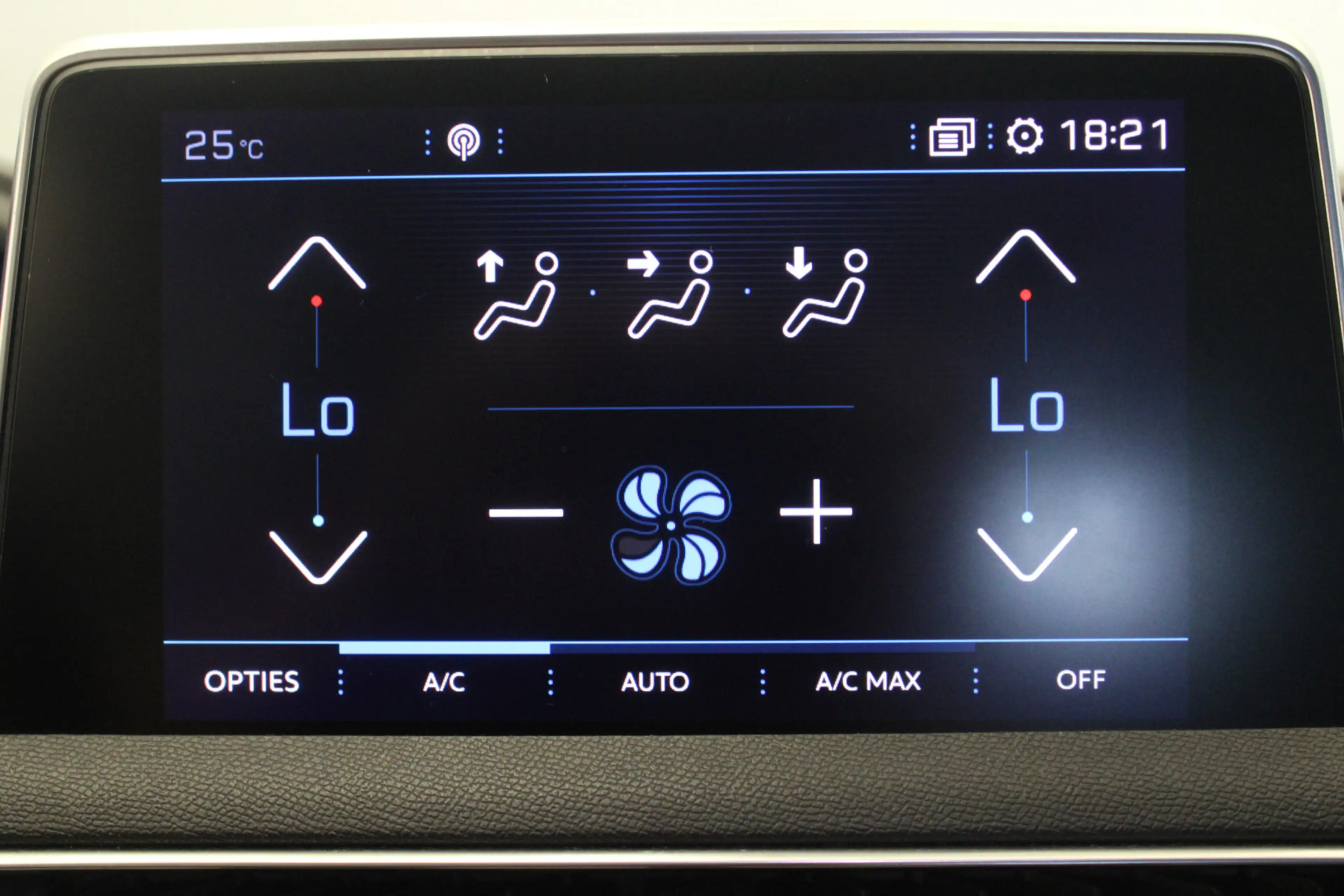 Peugeot 5008 1.2 PureTech Allure — photo 20