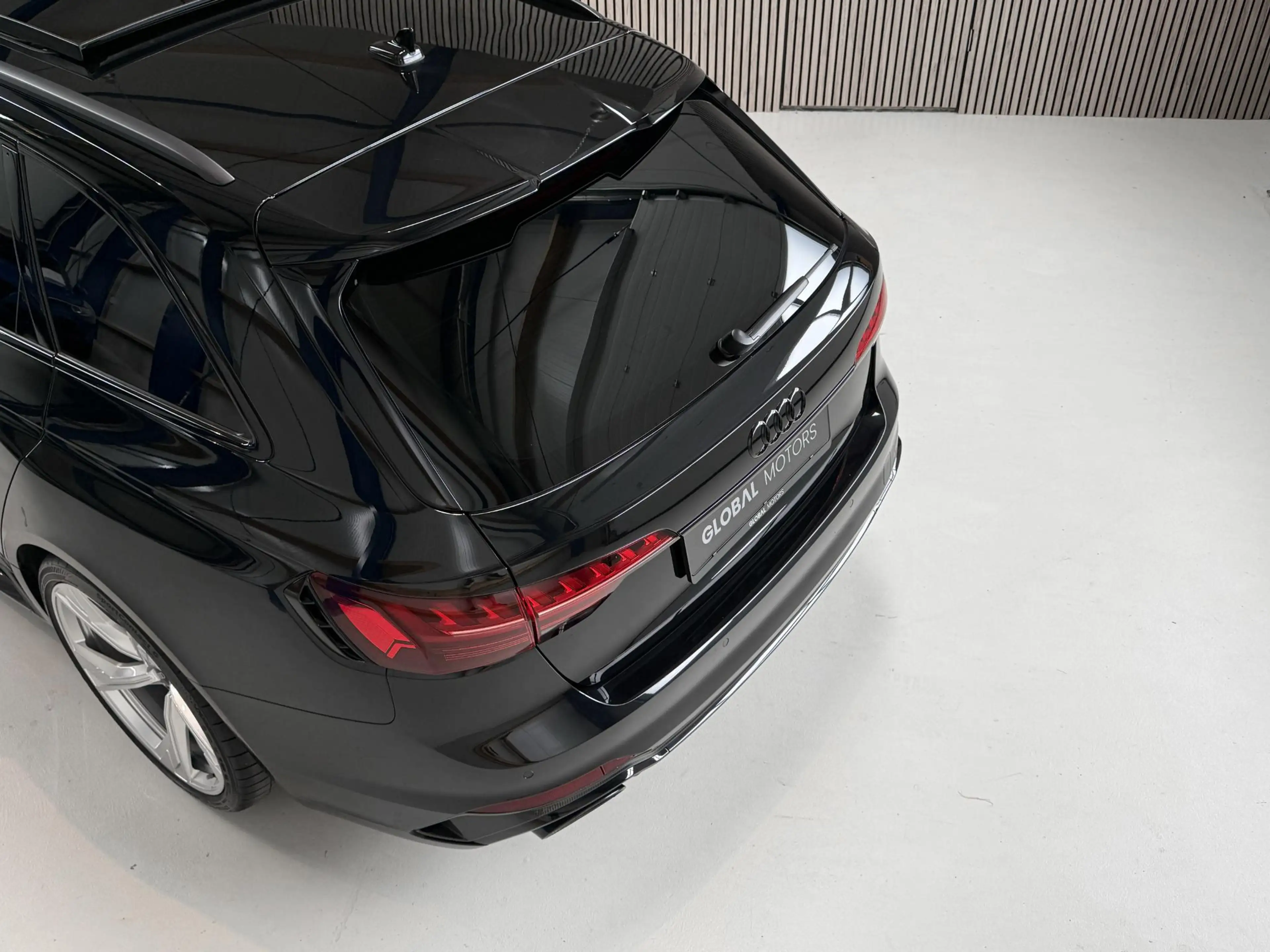 Audi RS4 Avant 2.9 TFSI Quattro - KERAMISCHE REMMEN - CARBO — photo 43
