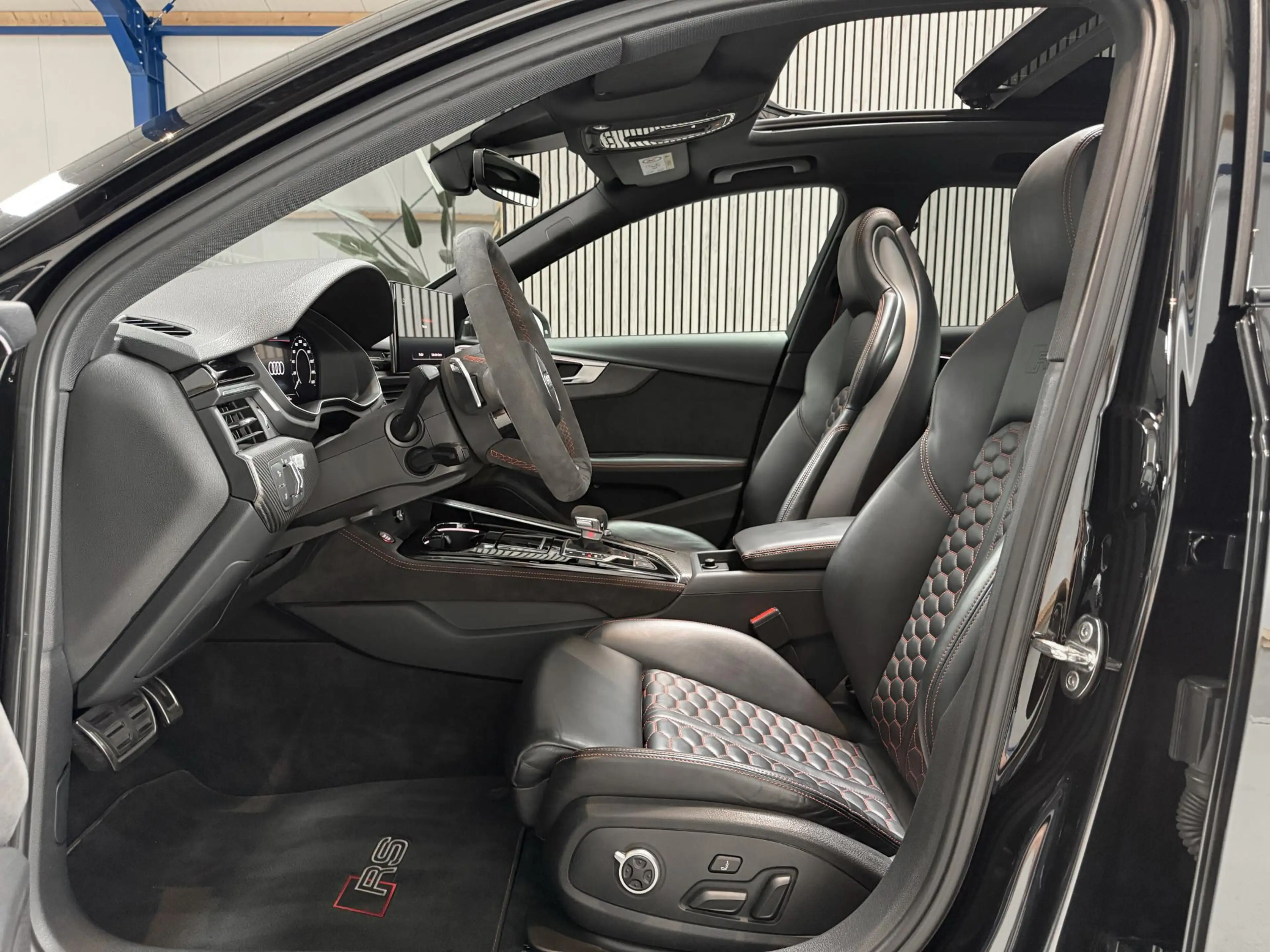 Audi RS4 Avant 2.9 TFSI Quattro - KERAMISCHE REMMEN - CARBO — photo 3