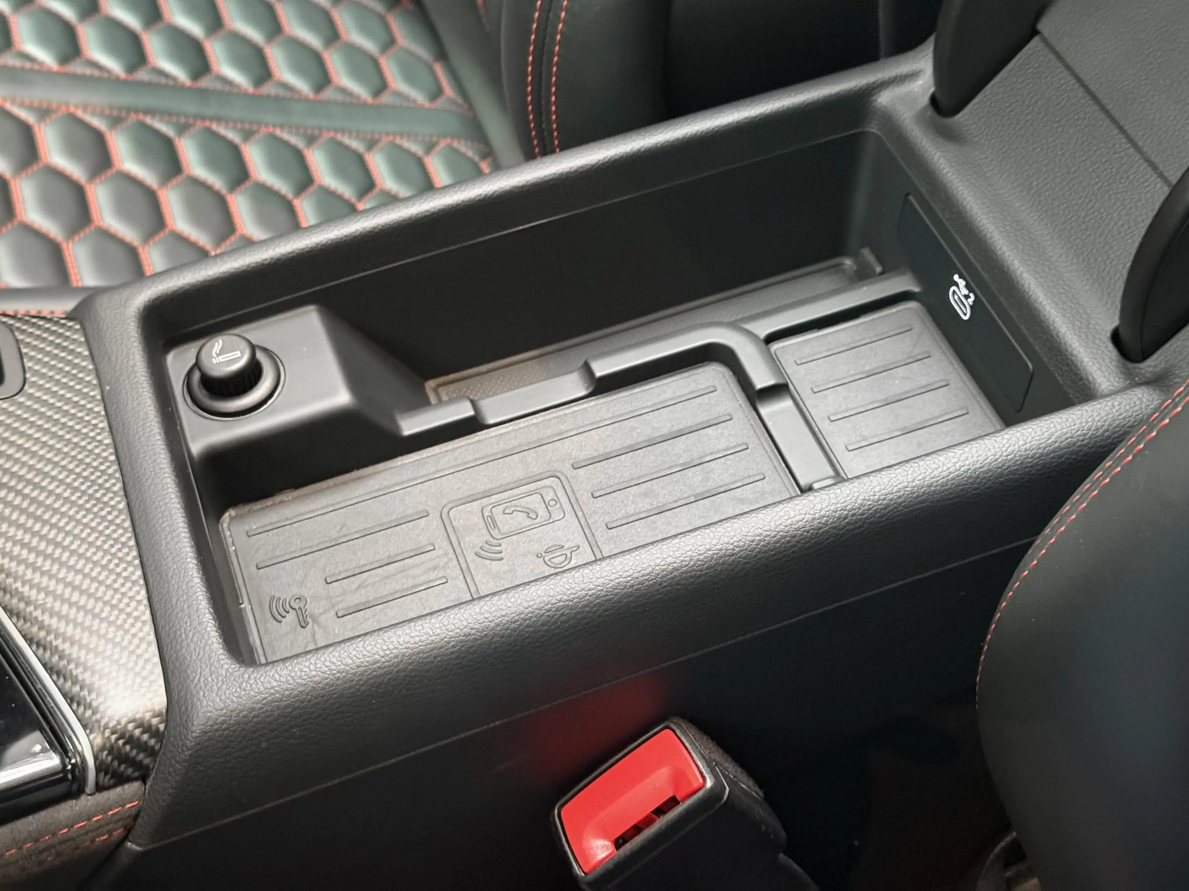 Audi RS4 Avant 2.9 TFSI Quattro - KERAMISCHE REMMEN - CARBO — photo 20
