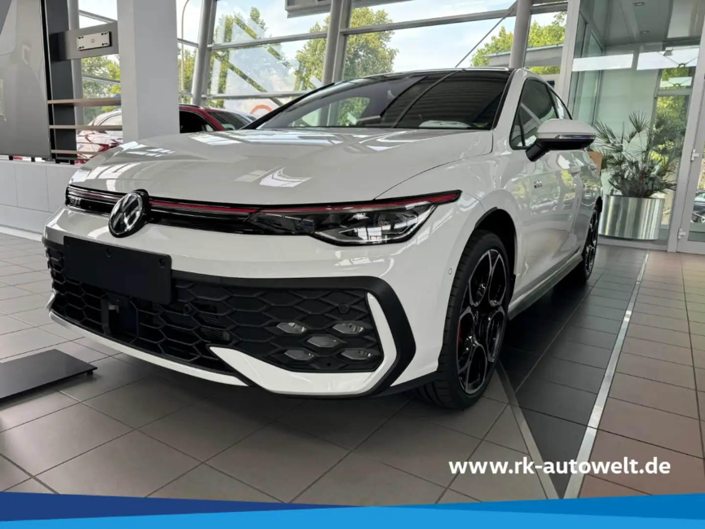 Volkswagen Golf VIII 2.0 TSI GTI EU6e HUD AHK Panodach Navi Weiß - 1