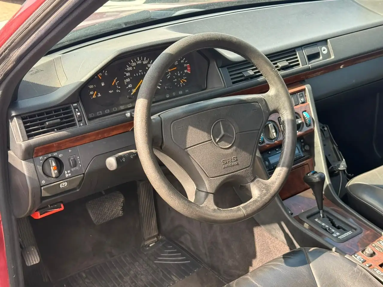 Mercedes-Benz E 300 CABRIO*SPORTLINE*1.HAND*VOLLLEDER*, foto 9