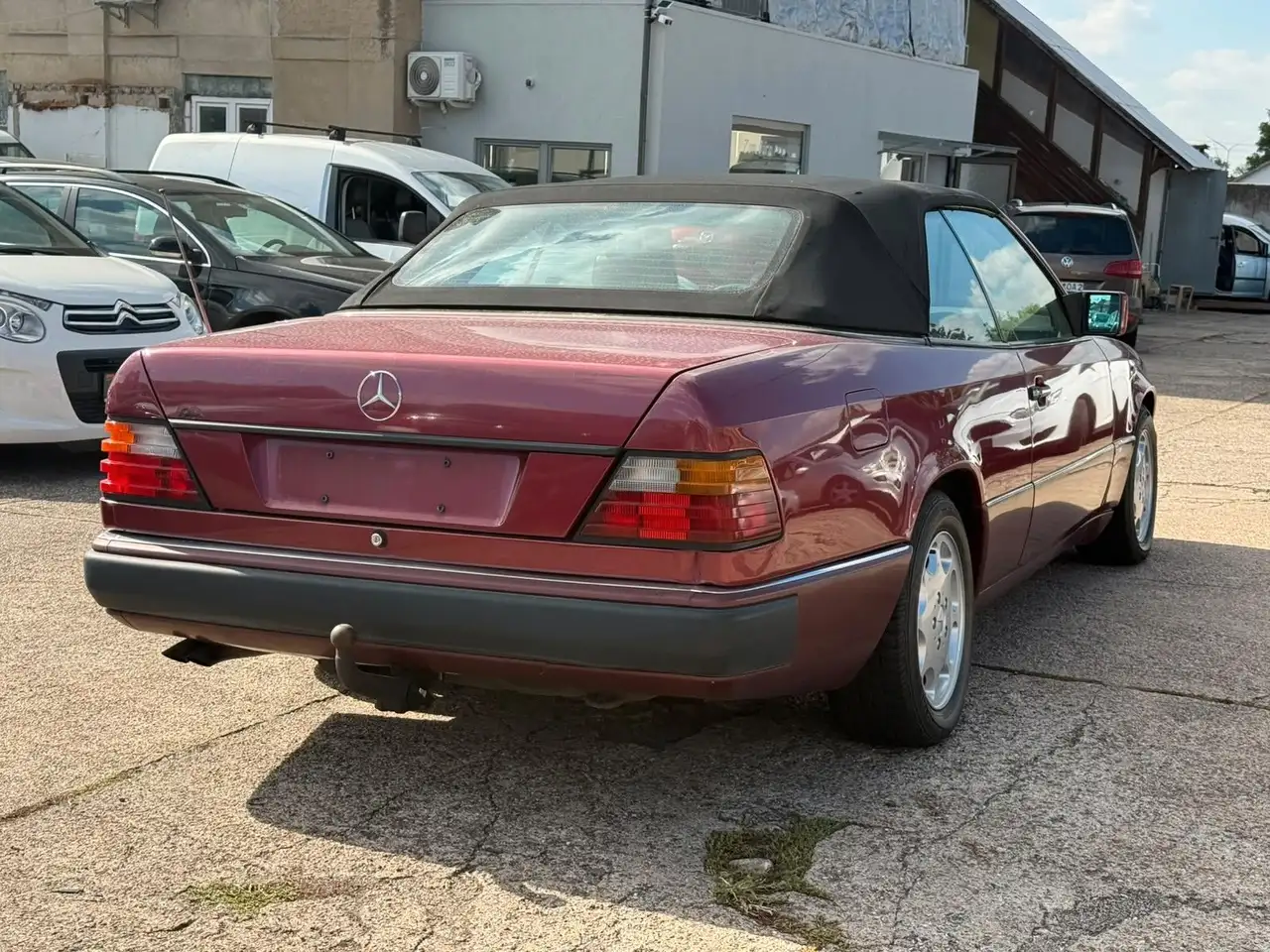 Mercedes-Benz E 300 CABRIO*SPORTLINE*1.HAND*VOLLLEDER*, foto 6
