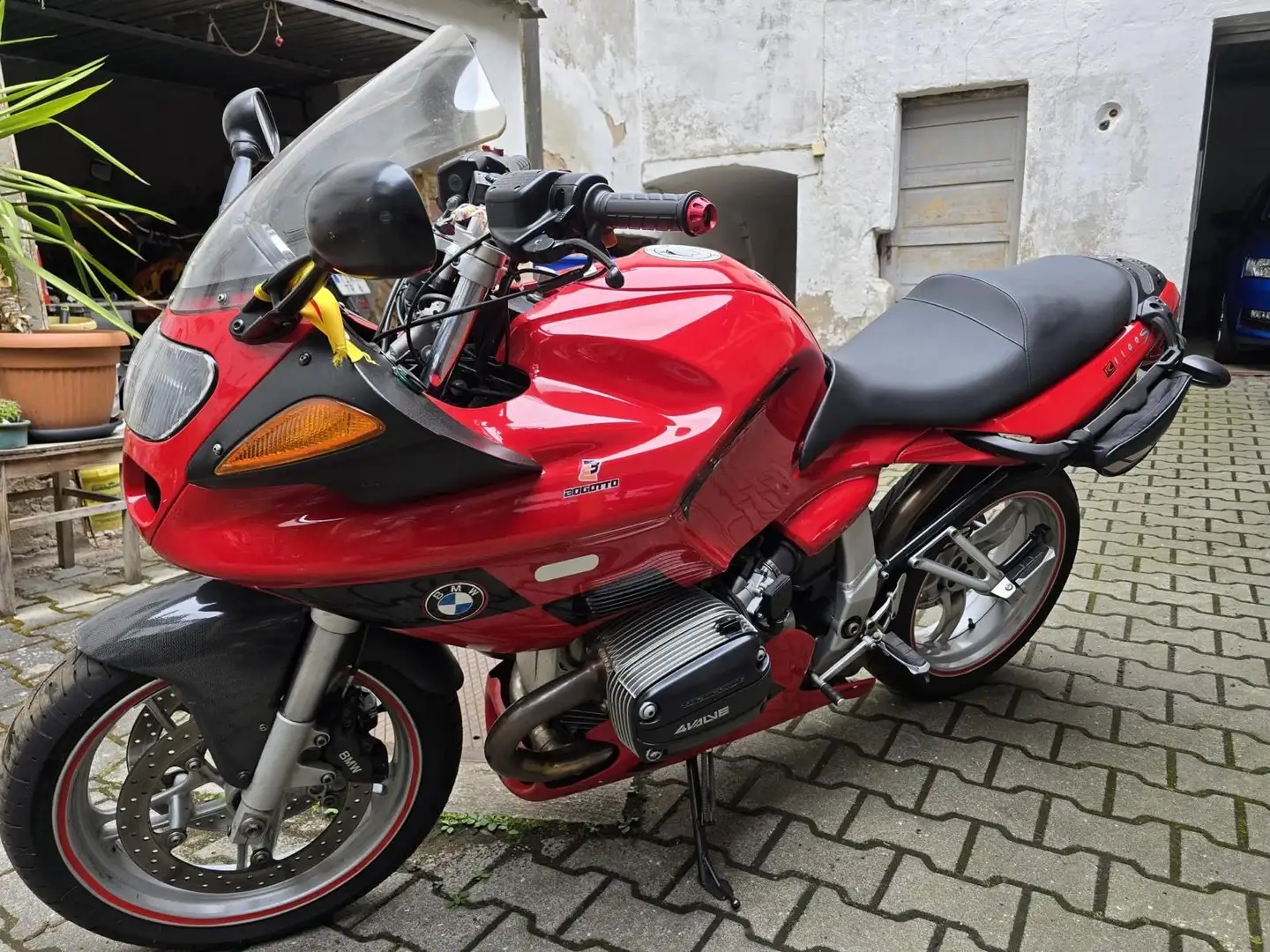 BMW R 1100 S - 1