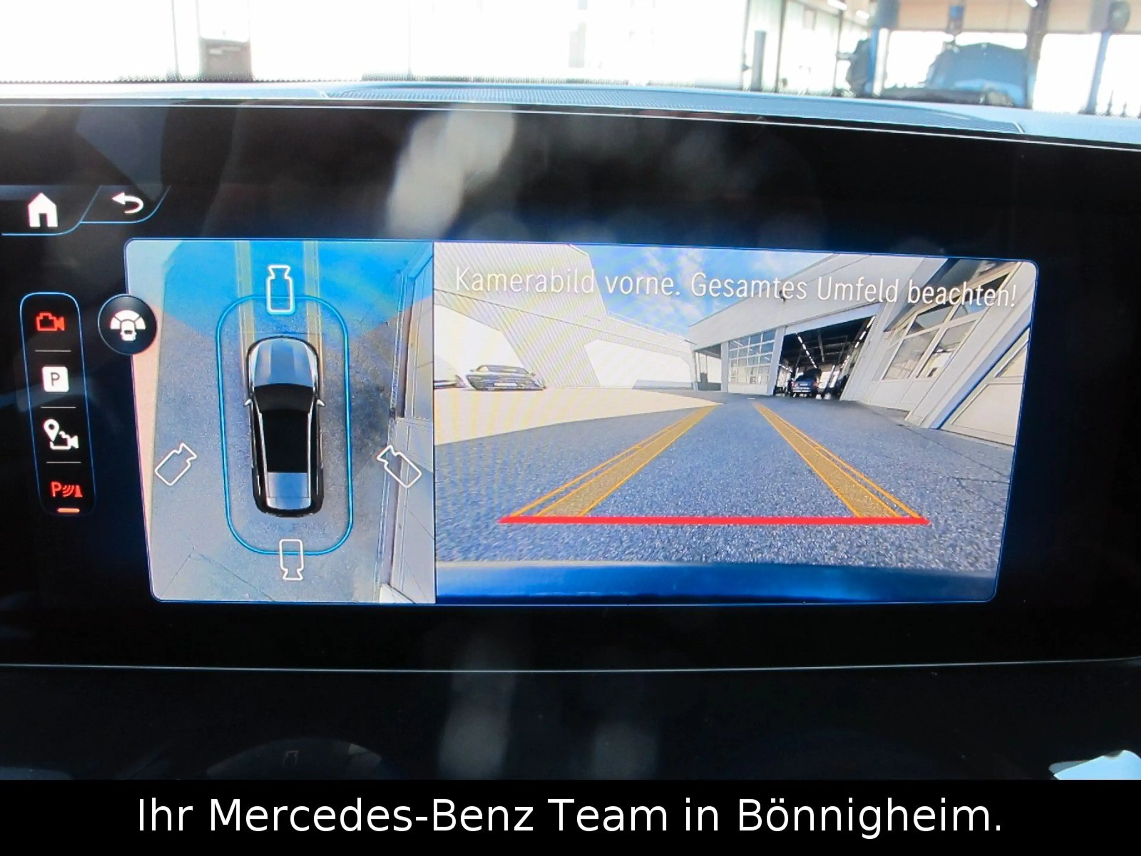 Mercedes-Benz EQB 300 4M AMG / AHV / 360° / DISTRONIC / Night — photo 12