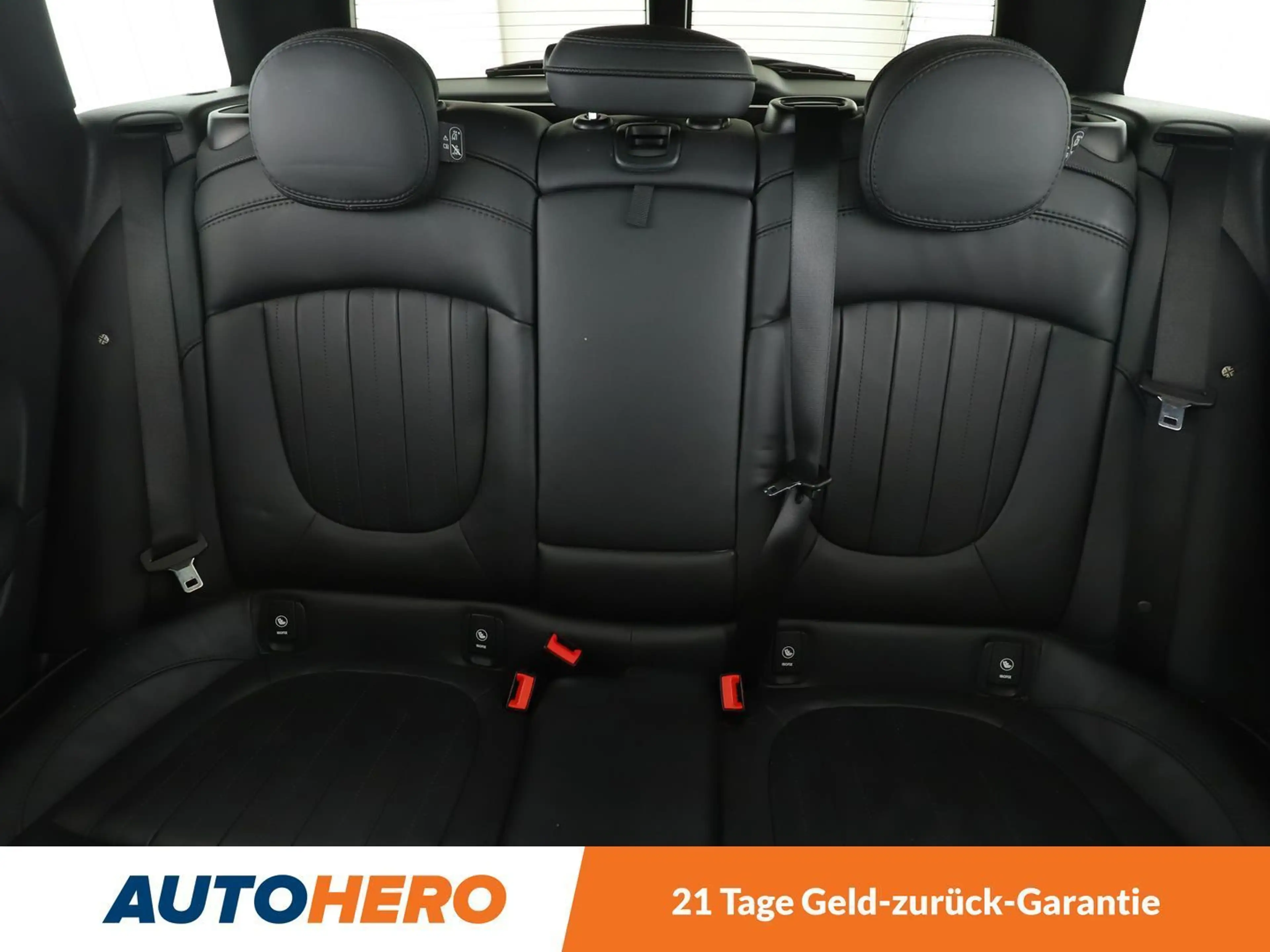 MINI Cooper S Clubman Cooper S ALL4 Aut.*NAVI*LED*ACC*HUD*PDC* — photo 15