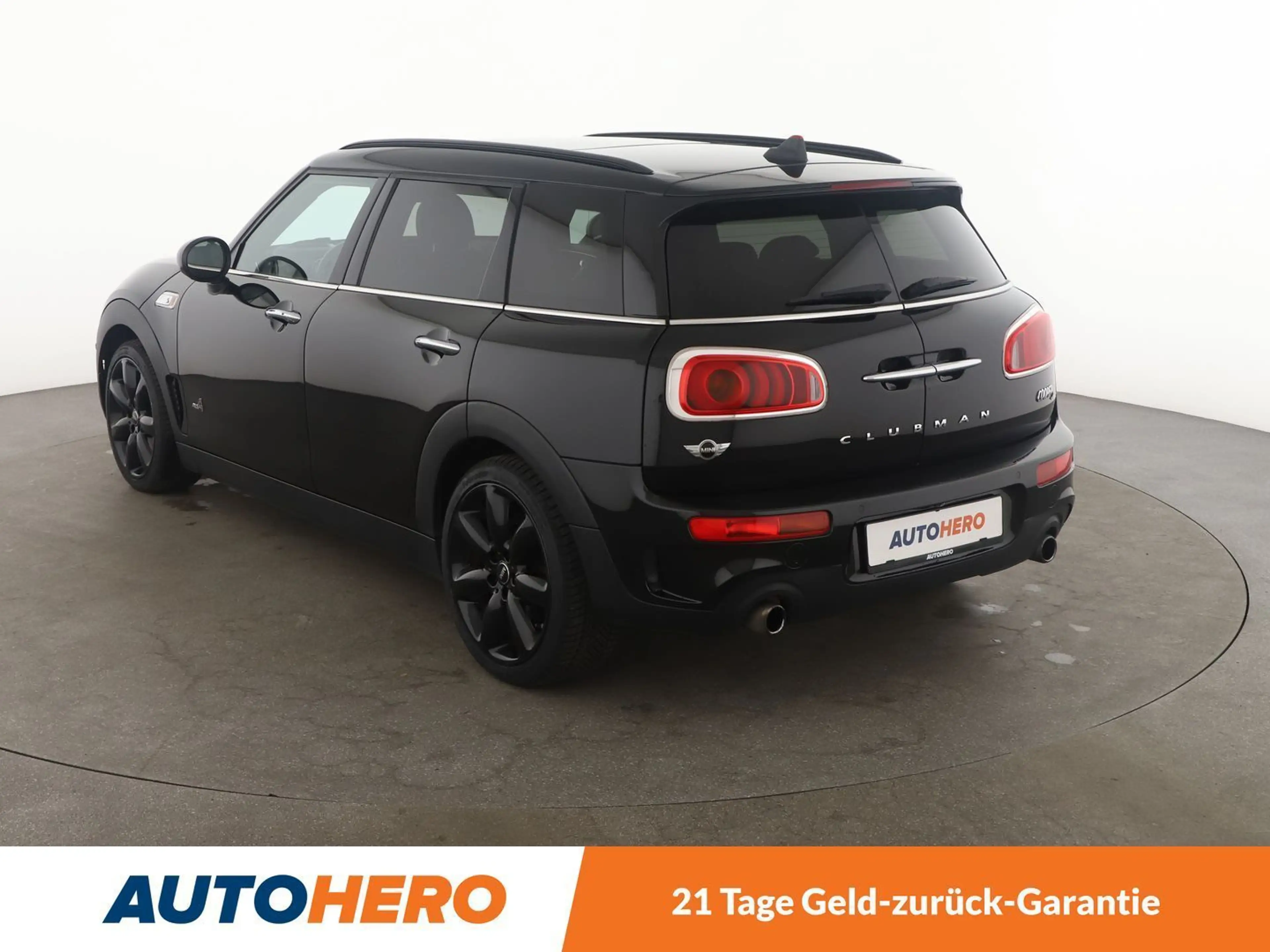 MINI Cooper S Clubman Cooper S ALL4 Aut.*NAVI*LED*ACC*HUD*PDC* — photo 4