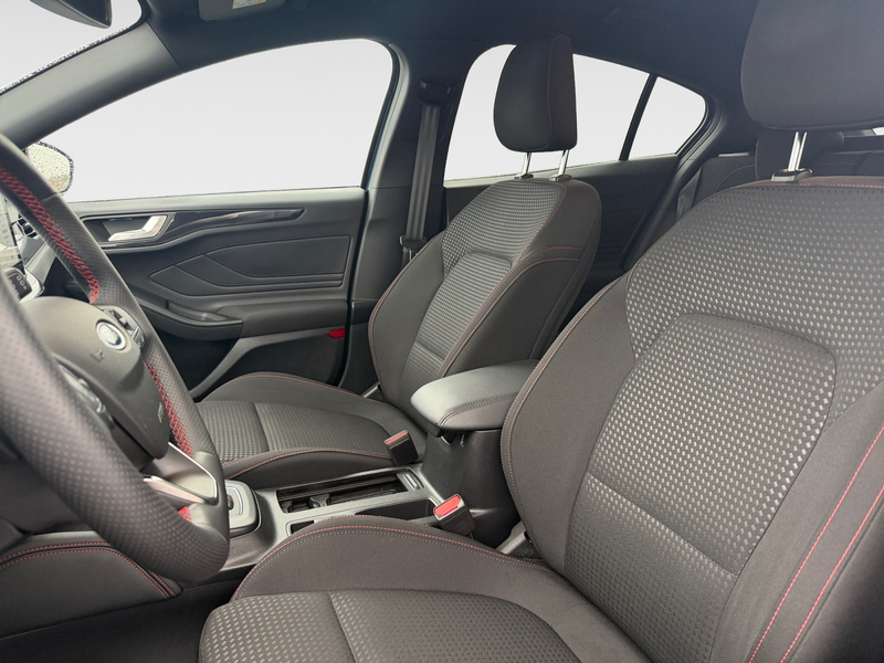 Ford Focus 1,0 Eco Boost Automatik ST-Line X Navi — photo 9