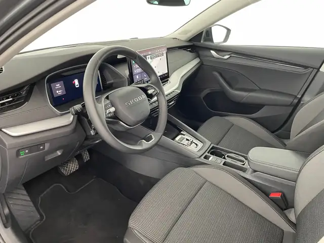 Skoda Octavia view 7