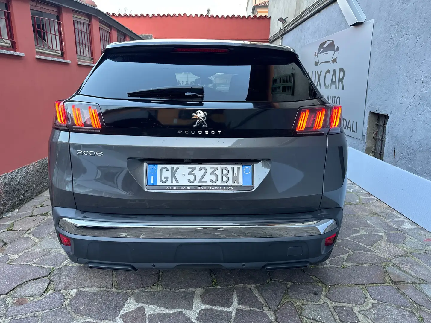 Peugeot 3008 1.5 bluehdi Allure Pack s&s 130cv eat8 Grigio - 2