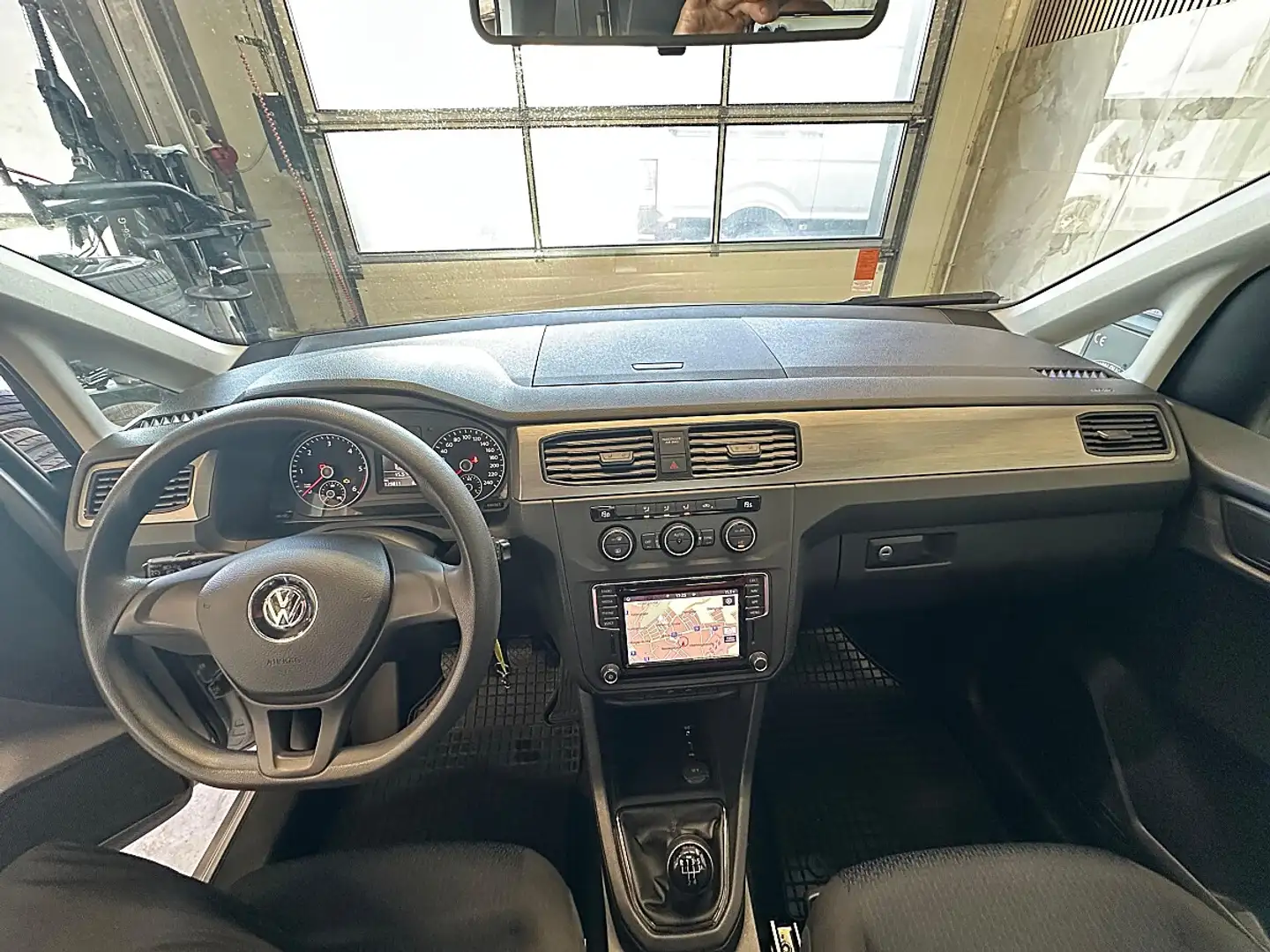 Volkswagen Caddy Kombi Trendline 2,0 TDI Front Assist, Tempomat,... Silber - 2