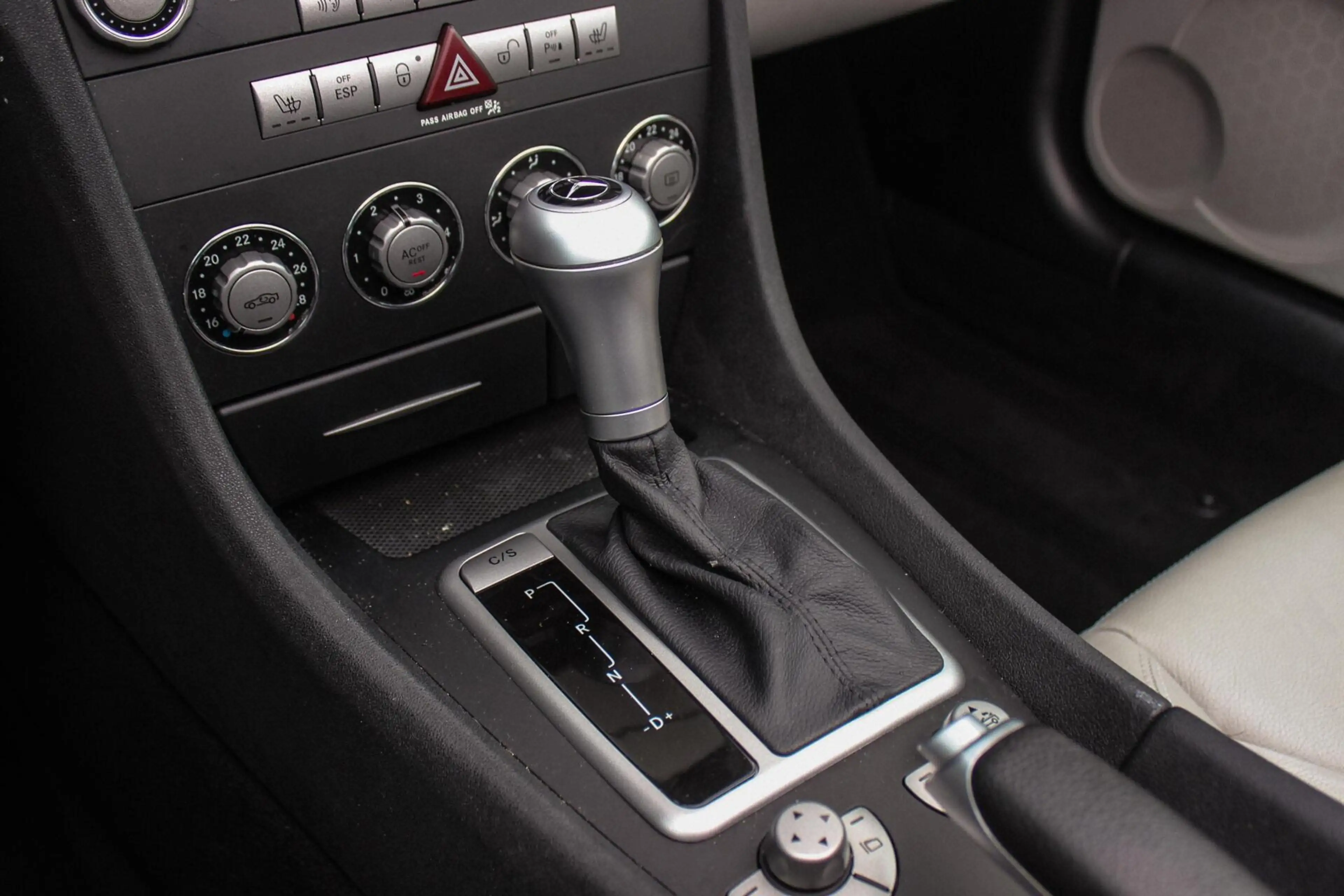 Mercedes-Benz SLK 200 Kompressor | Origineel Nederlands | Stoelverwarmin — photo 29