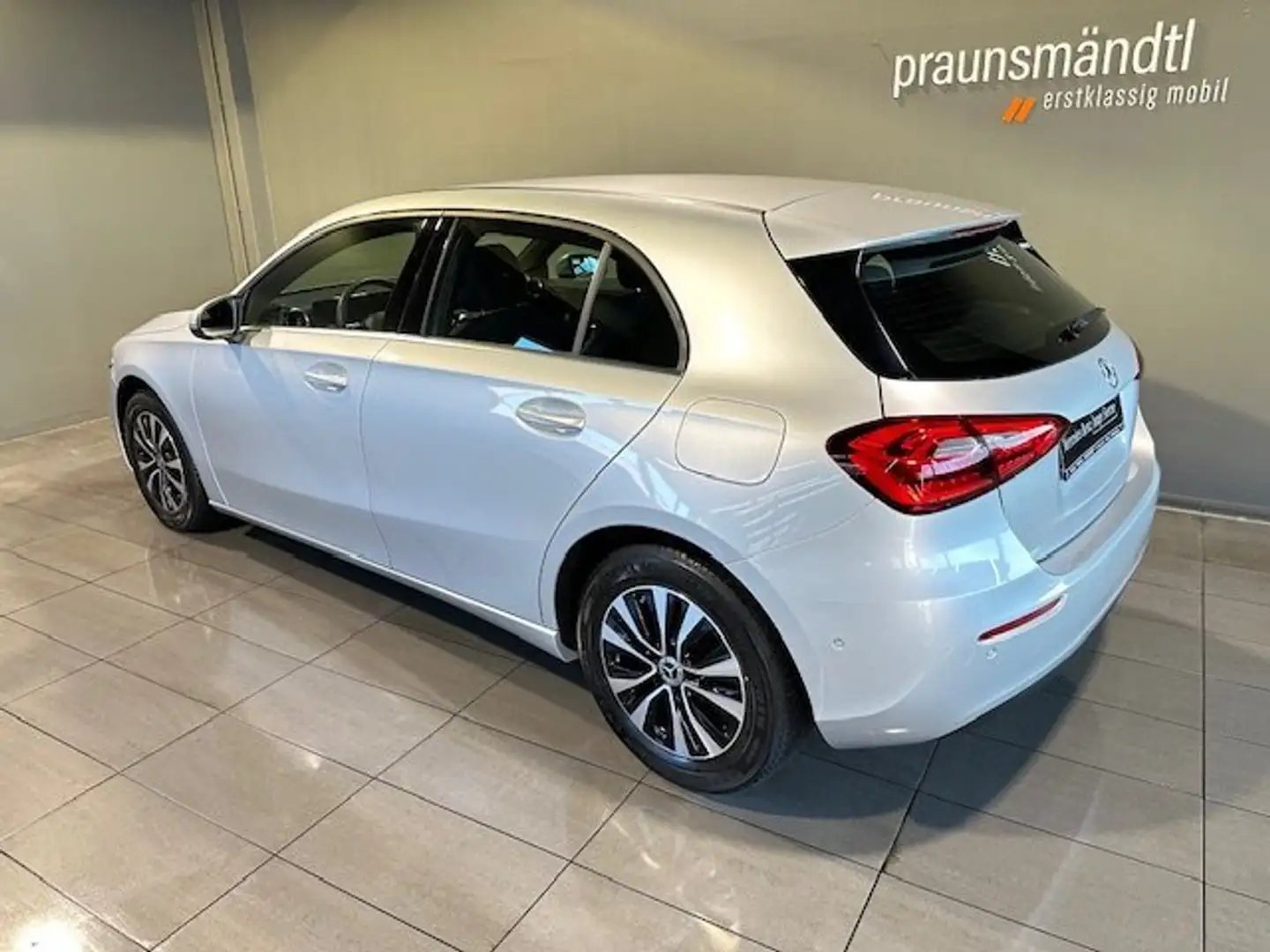 Mercedes-Benz A 200 Style 7G-DCT/MBUX/Parktronic/DAB/SHZ/Kamer Argent - 2