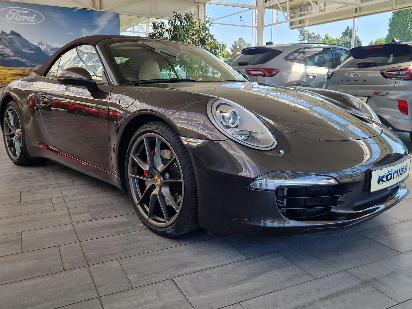 Porsche 991 Carrera S Cabriolet 1. Hand Braun - 2