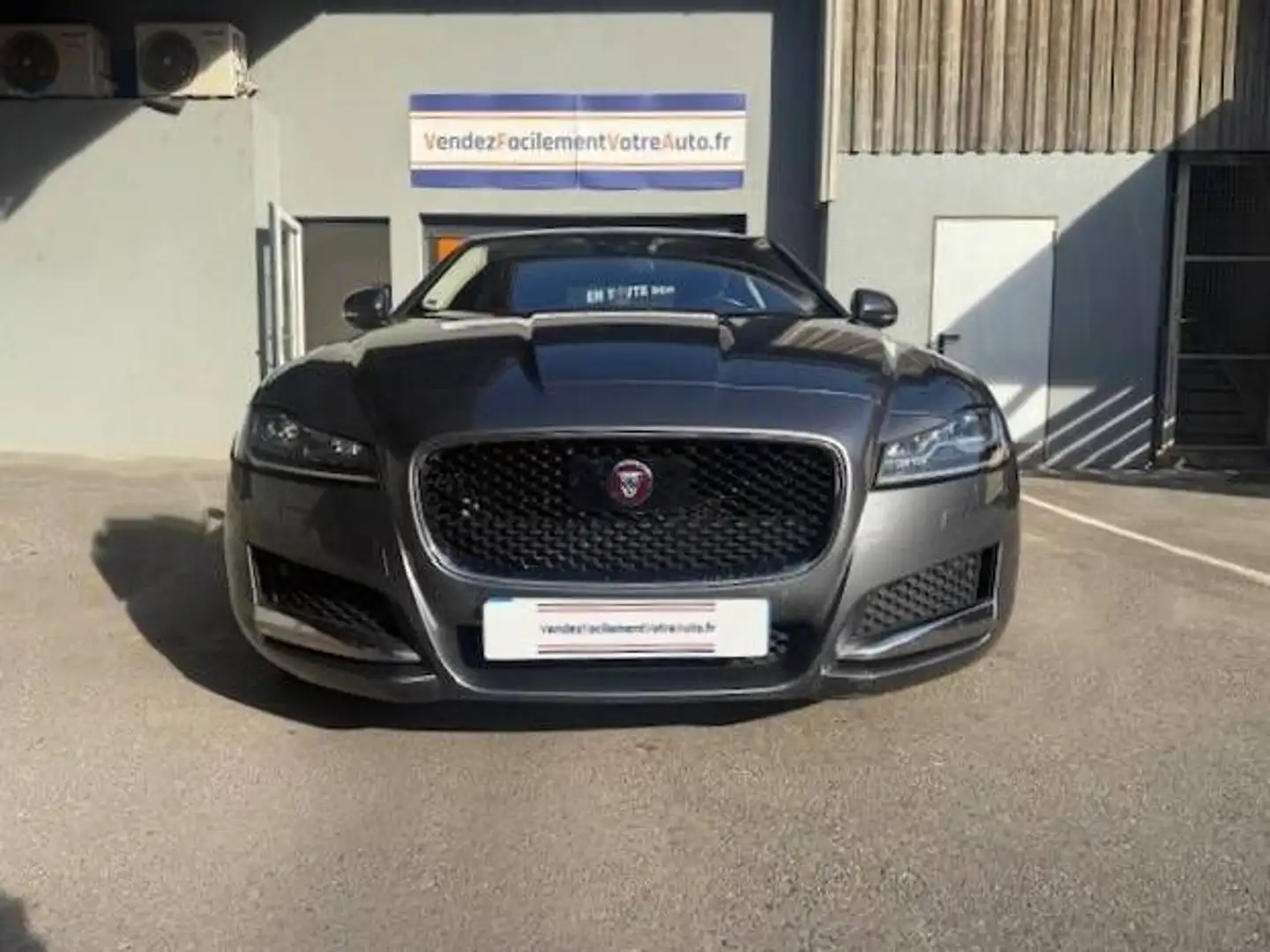 Jaguar XF V6 3.0 D 300ch Prestige BVA+Toit ouvrant Gris - 2
