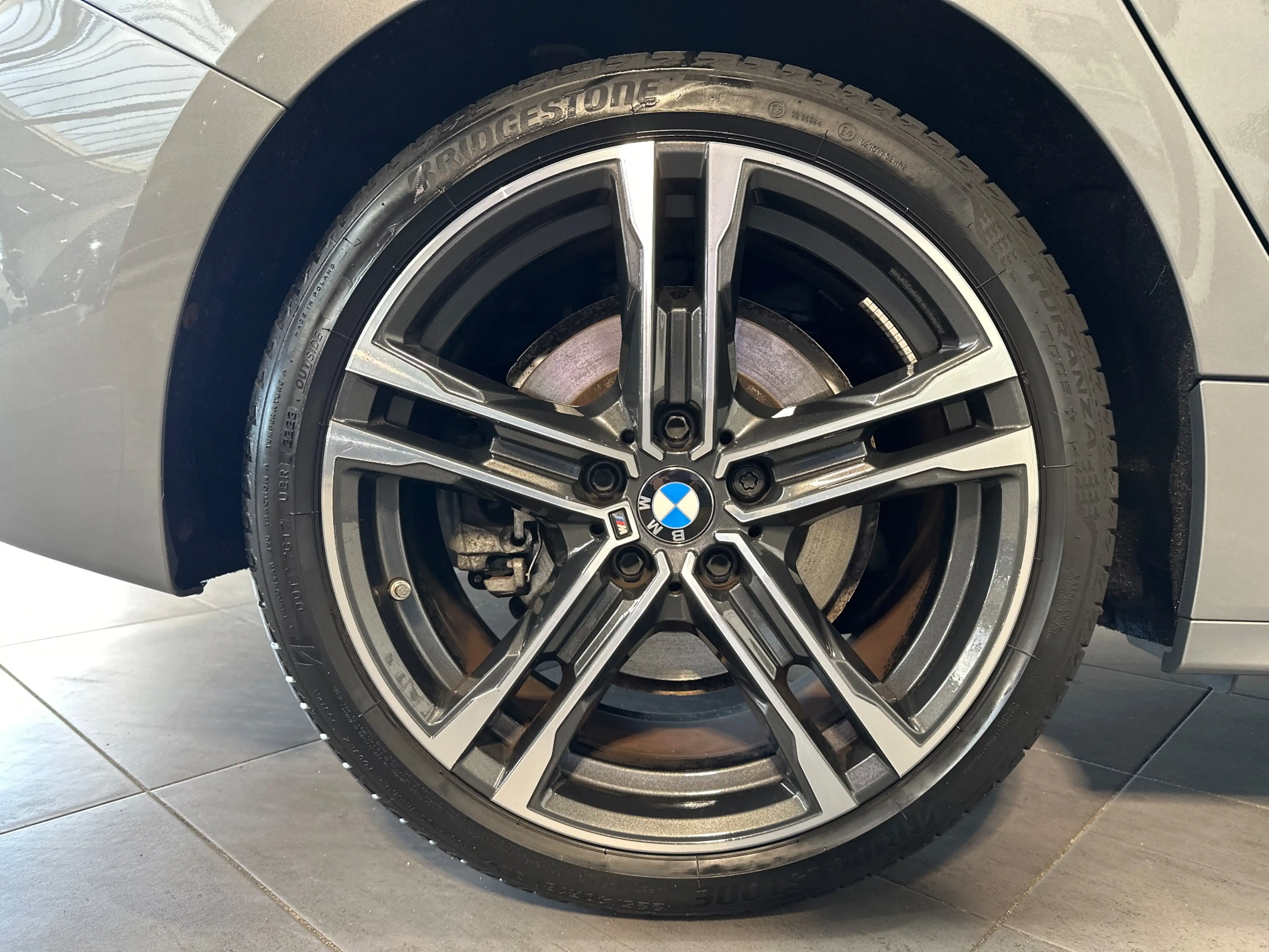 BMW 120 xDrive M-Sport NAV+LED+VCOCK+18ZOLL+WLAN+PP+1HD — photo 3