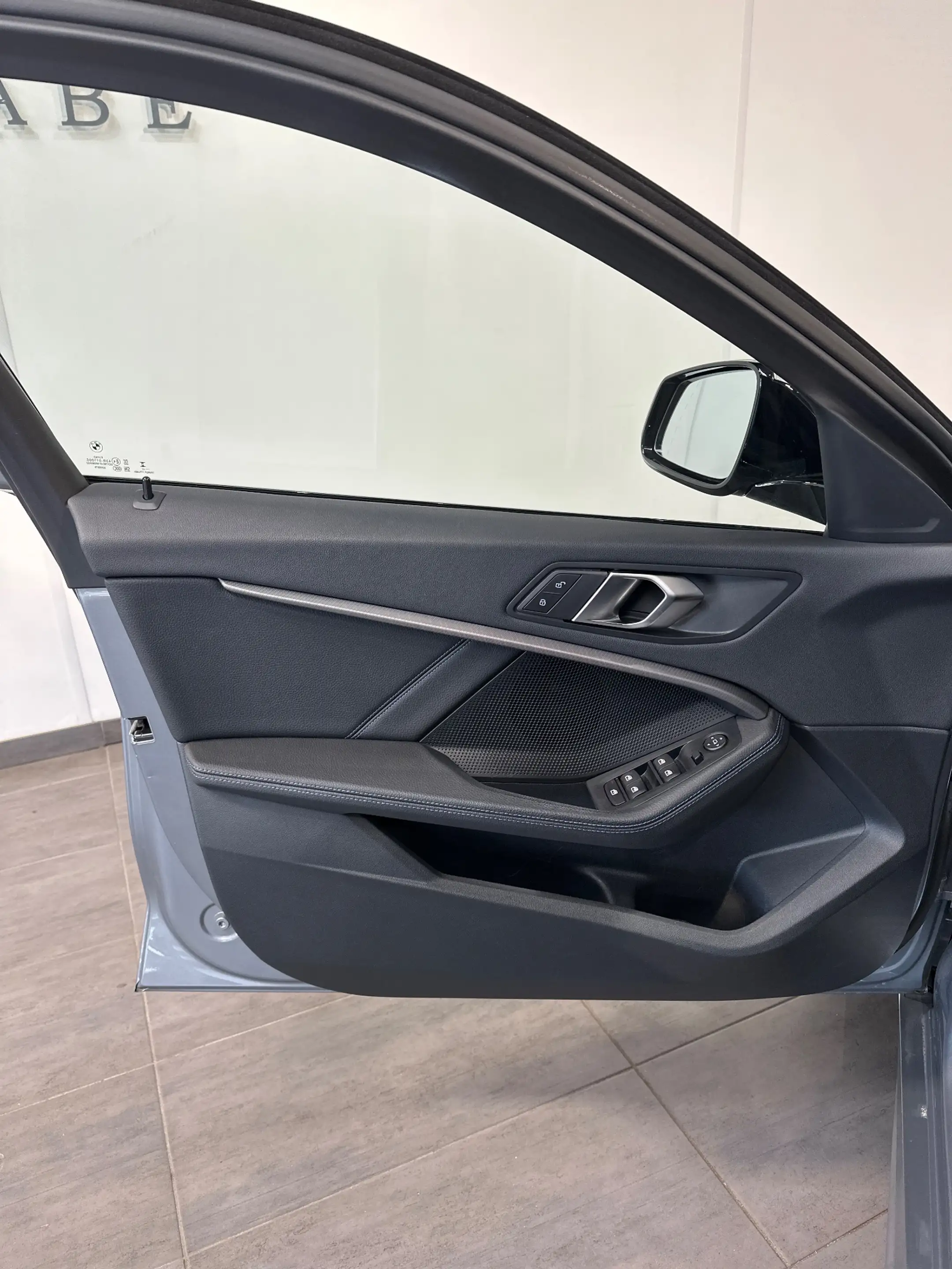 BMW 120 xDrive M-Sport NAV+LED+VCOCK+18ZOLL+WLAN+PP+1HD — photo 7