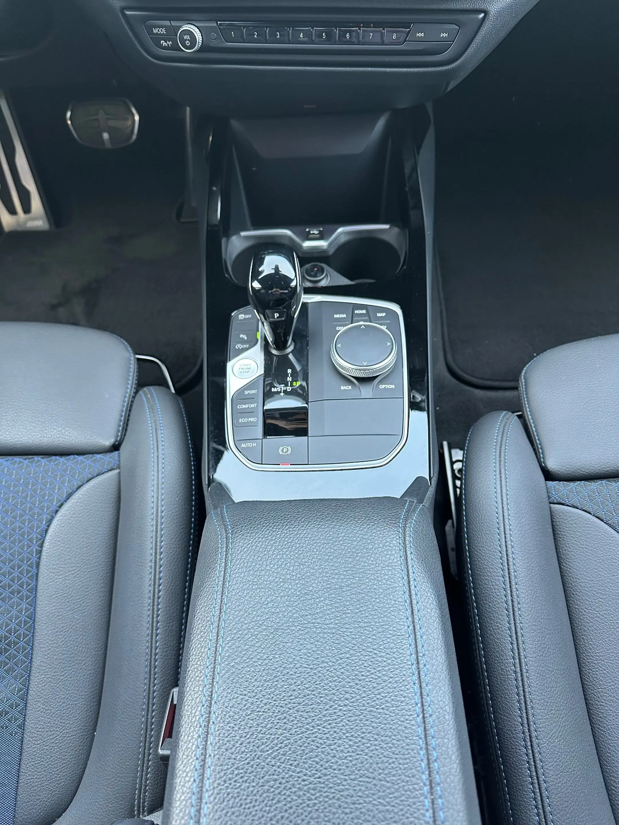 BMW 120 xDrive M-Sport NAV+LED+VCOCK+18ZOLL+WLAN+PP+1HD — photo 14
