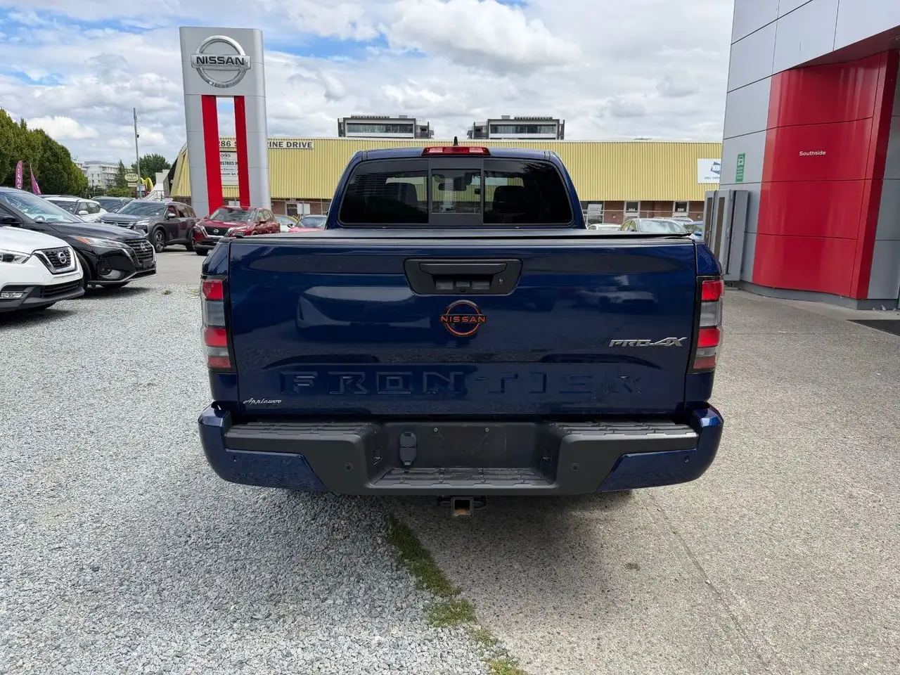Nissan Frontier снимка Nissan Frontier