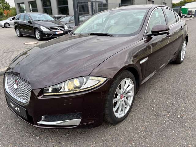 Imagine Jaguar XF 2.2 Diesel Autom./Navi+Camera/Leder/SD-Voll!