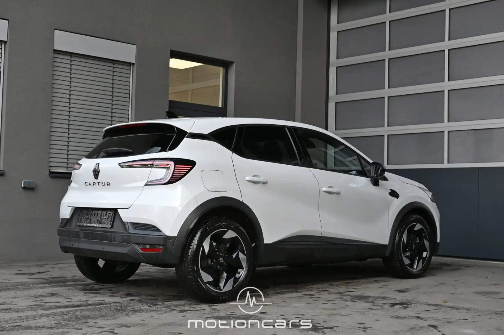 Renault Captur 1.3 TCe 158HK TECHNO EDC Pickerl NEU Weiß - 2