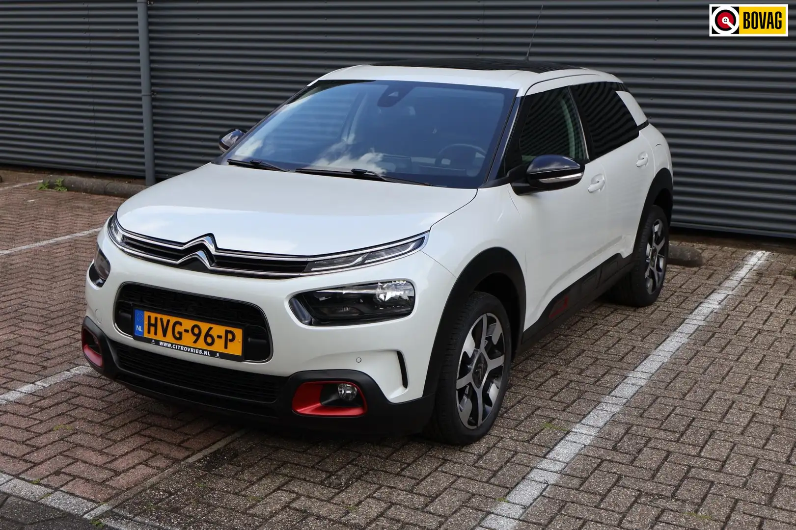 Citroen C4 Cactus 1.2 PureTech Live Camera Pano PDC Navi Carplay Air Blanc - 1