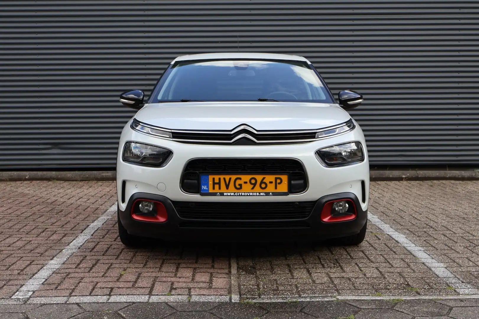 Citroen C4 Cactus 1.2 PureTech Live Camera Pano PDC Navi Carplay Air Blanc - 2
