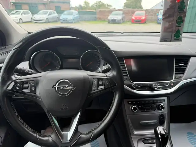 Opel Astra view 14