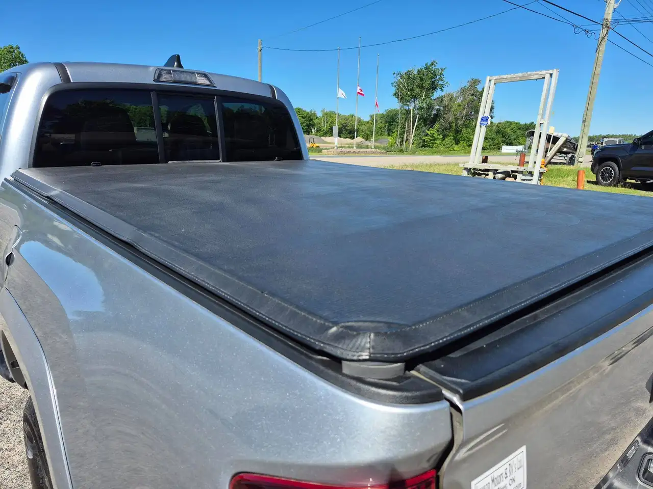 Toyota Tacoma снимка Toyota Tacoma