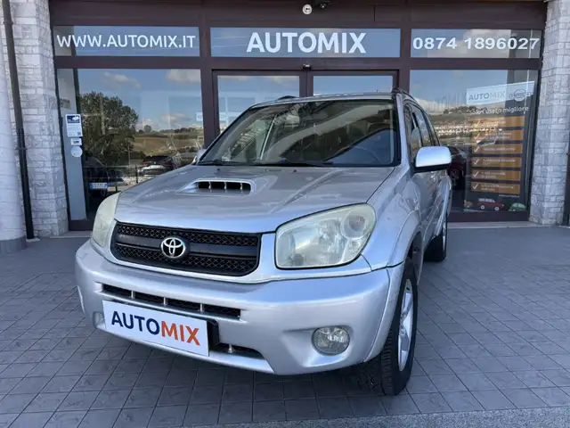 Toyota RAV4 4x4 5p 2.0 d-4d 16v Sol