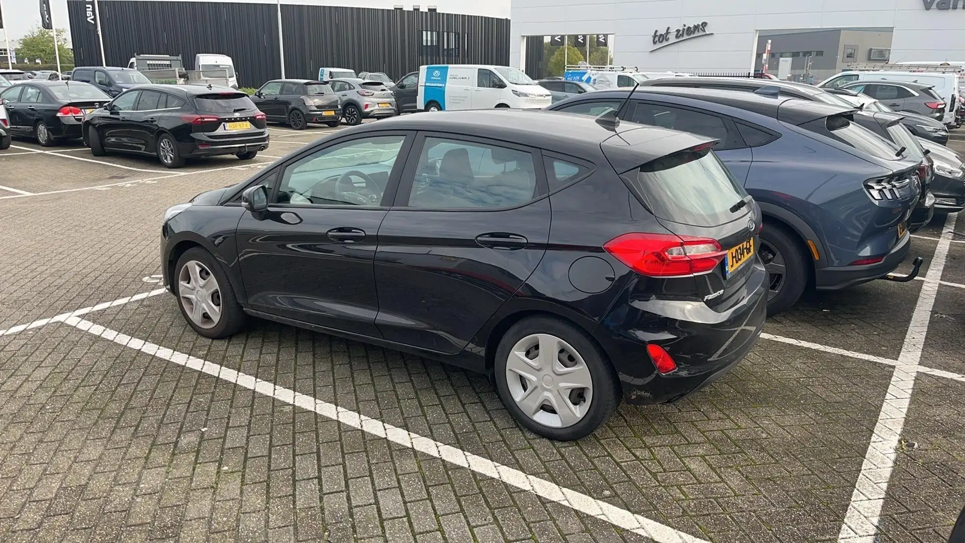 Ford Fiesta 1.0 EcoBoost Connected Zwart - 2