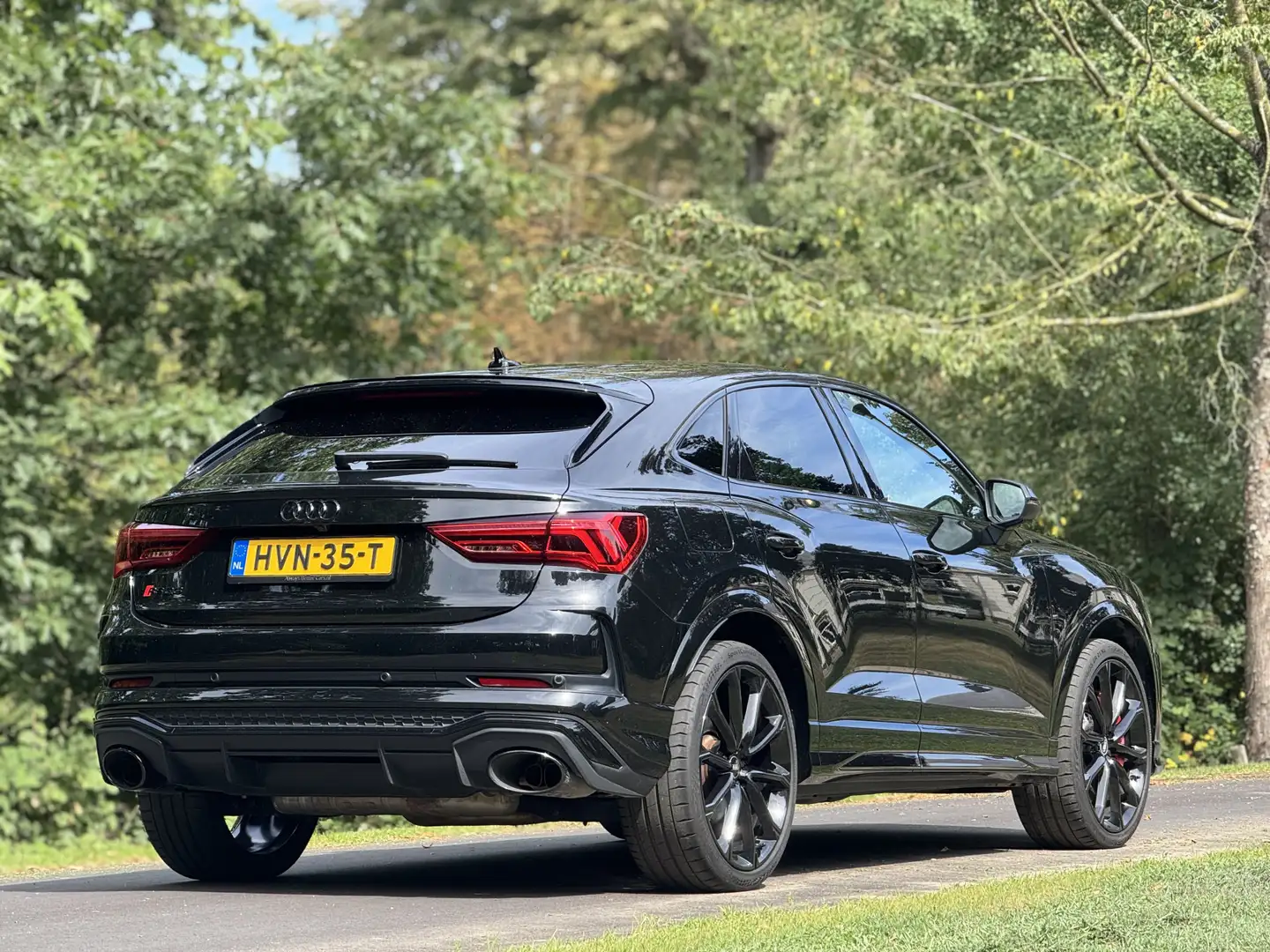 Audi RS Q3 RSQ3 Sportback TFSI Schwarz - 2