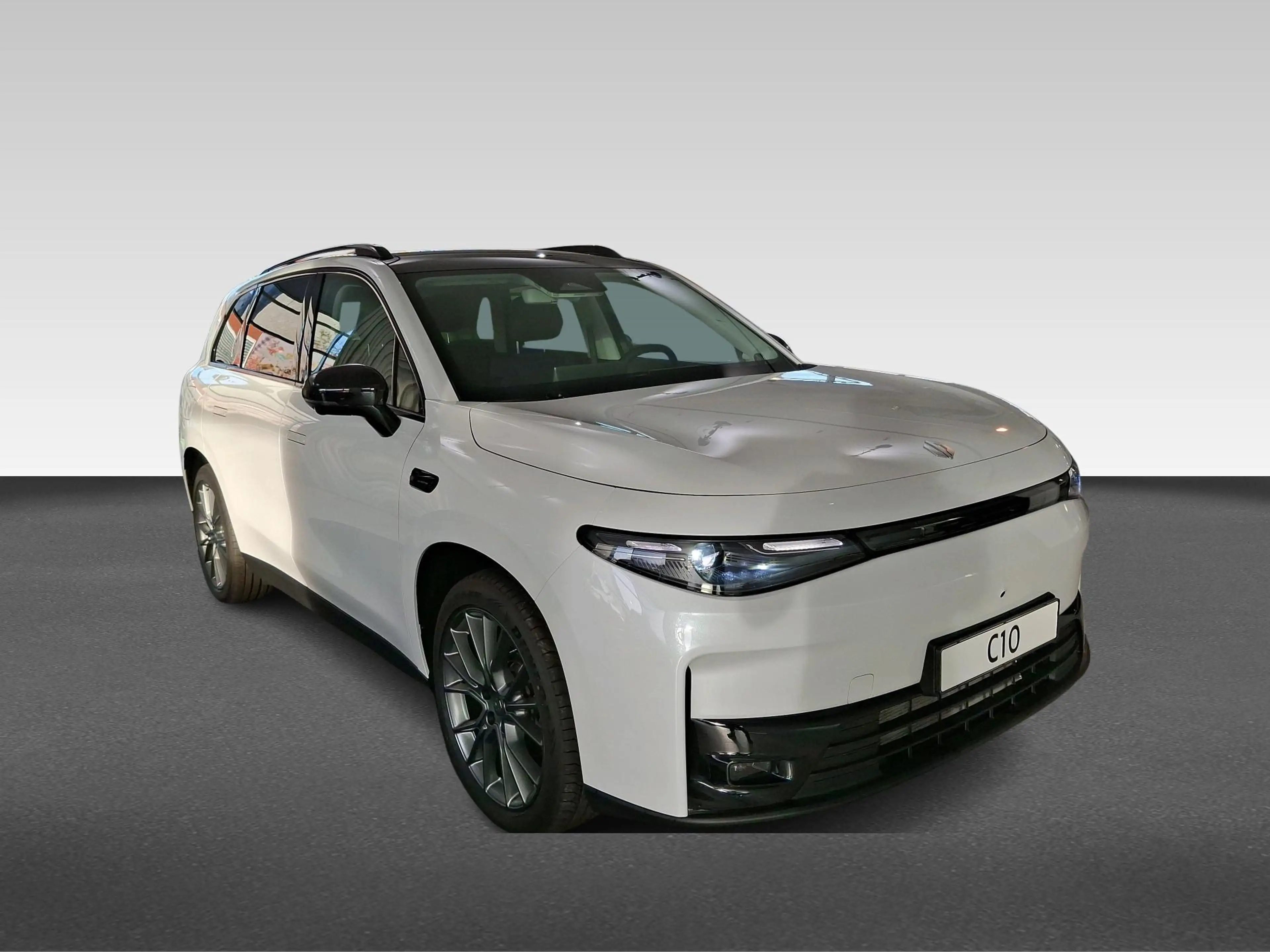 Leapmotor C10 Design Pro 69.9 kWh Panodak | 360gr Camera Voorraa — photo 4