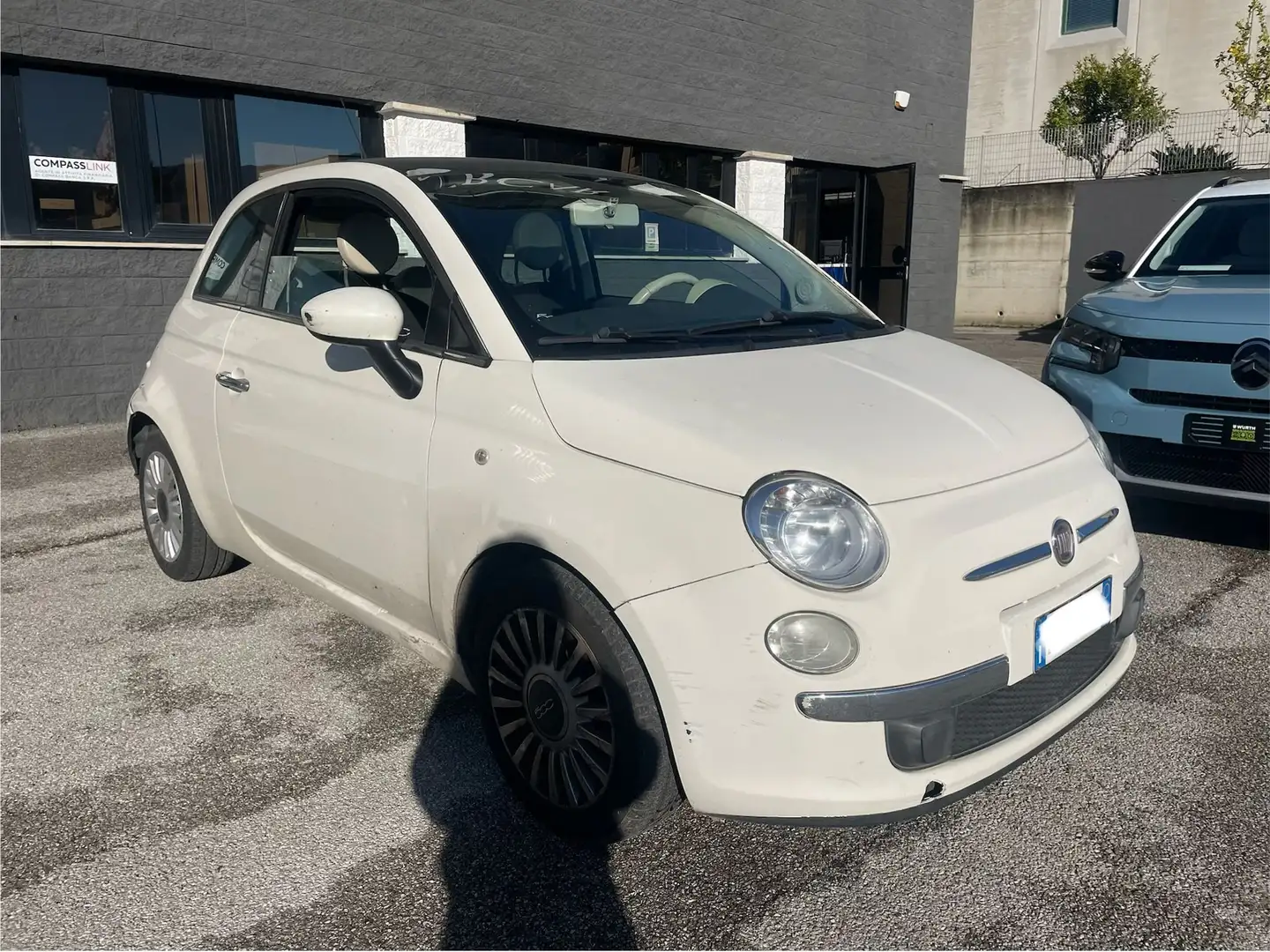 Fiat 500 1.2 LOUNGE 69CV Weiß - 1