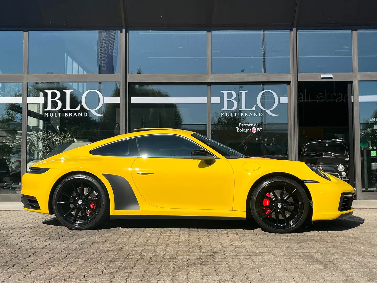 Porsche 992 Coupe 3.0 Carrera S auto Giallo - 1