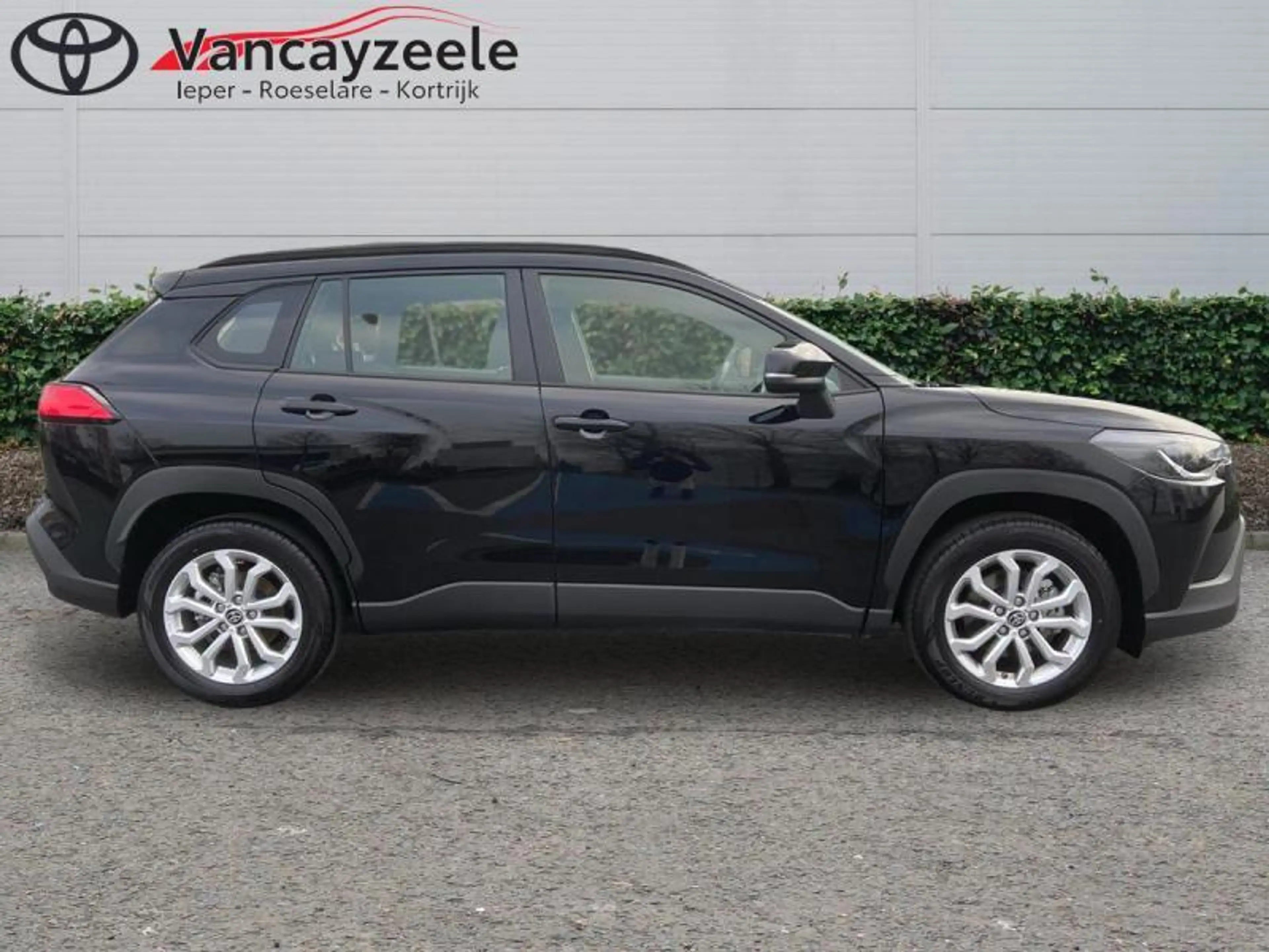Toyota Corolla Cross Style+cam+gps+sens V+A — photo 3