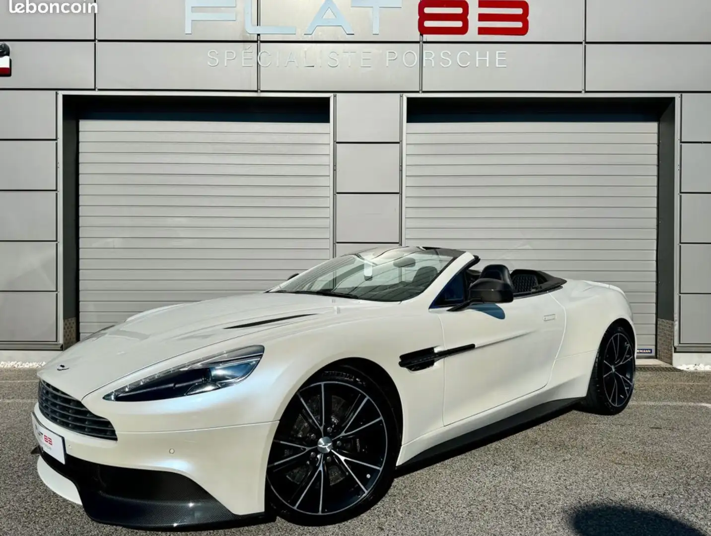 Aston Martin Vanquish Cabriolet V12 565 ch Volante Touchtronic 2 A Bílá - 1