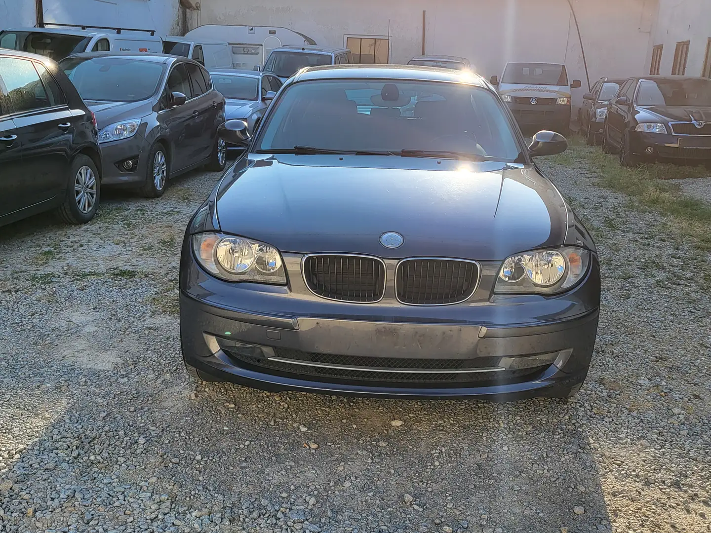 BMW 116 116i Gris - 1