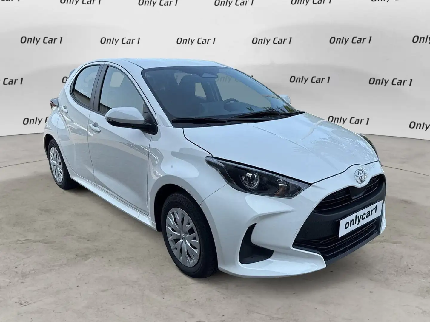 Toyota Yaris 1.5 Hybrid 5 porte Active Bianco - 1