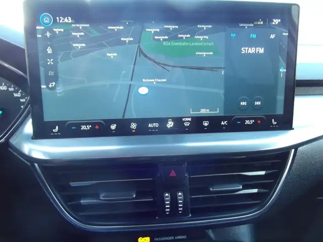 Ford Focus view 13