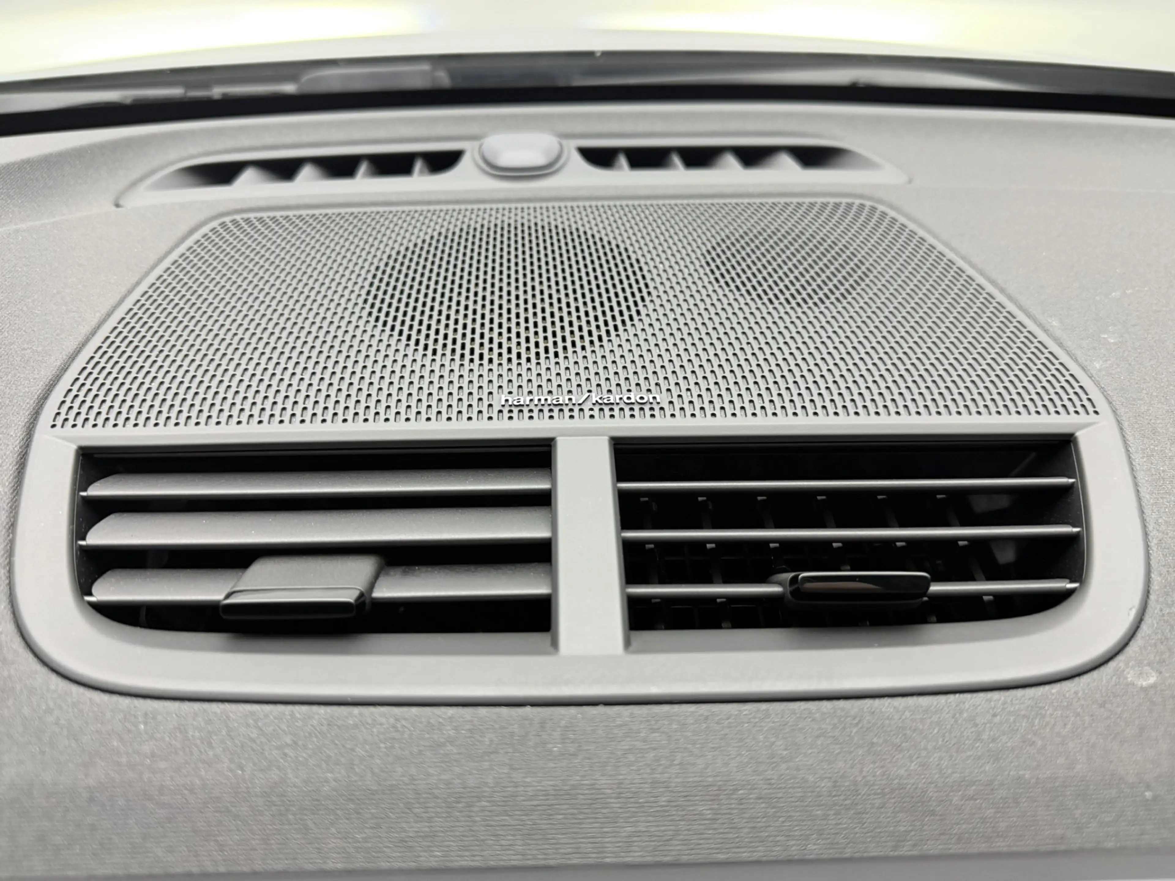 Polestar 2 Long Range Dual Motor Launch Edition 78kWh SOH 93, — photo 15