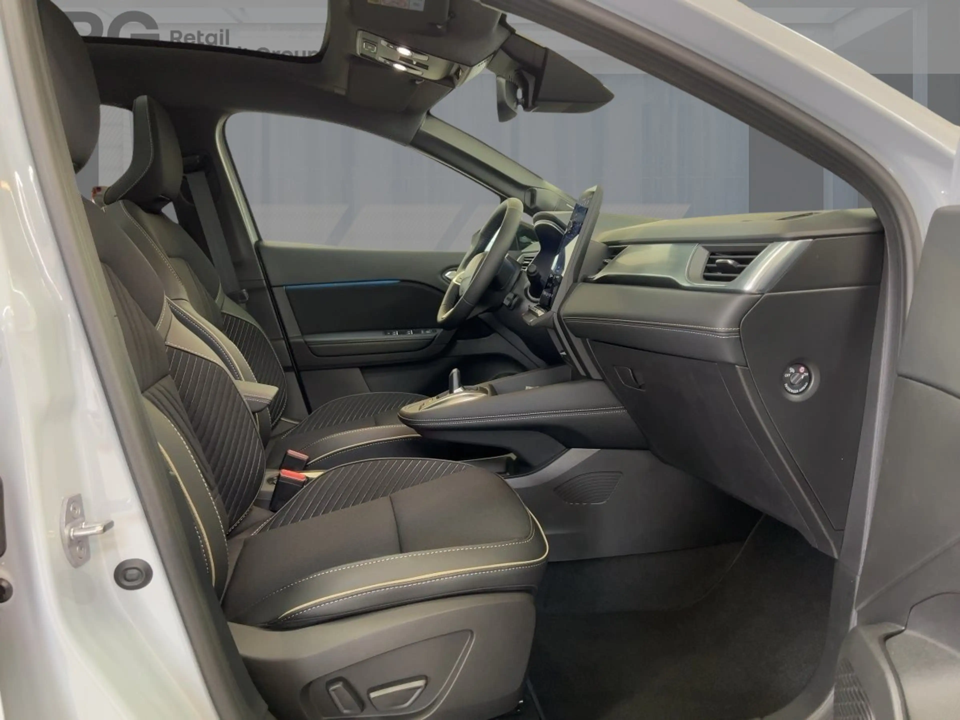 Renault Symbioz Iconic E-TECH Full Hybrid 160 SHZ PDC BT — photo 8