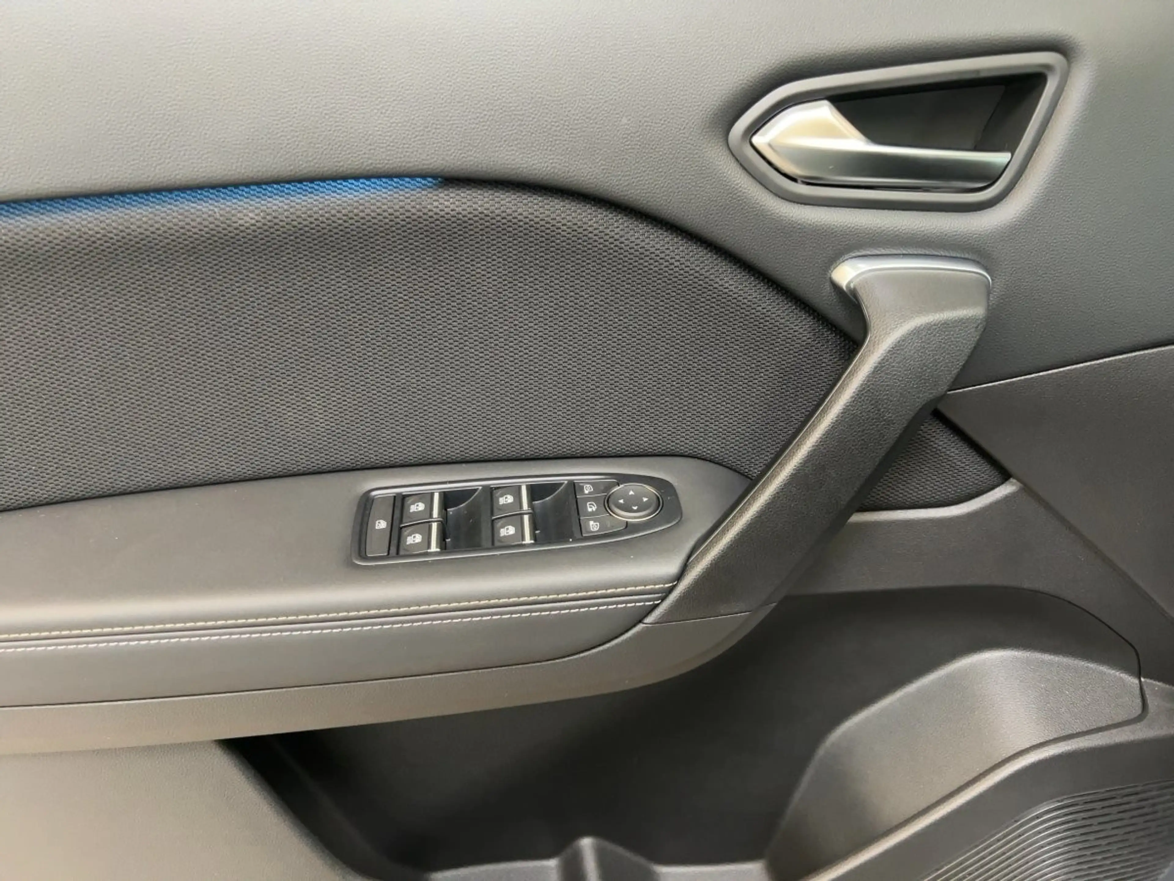 Renault Symbioz Iconic E-TECH Full Hybrid 160 SHZ PDC BT — photo 13