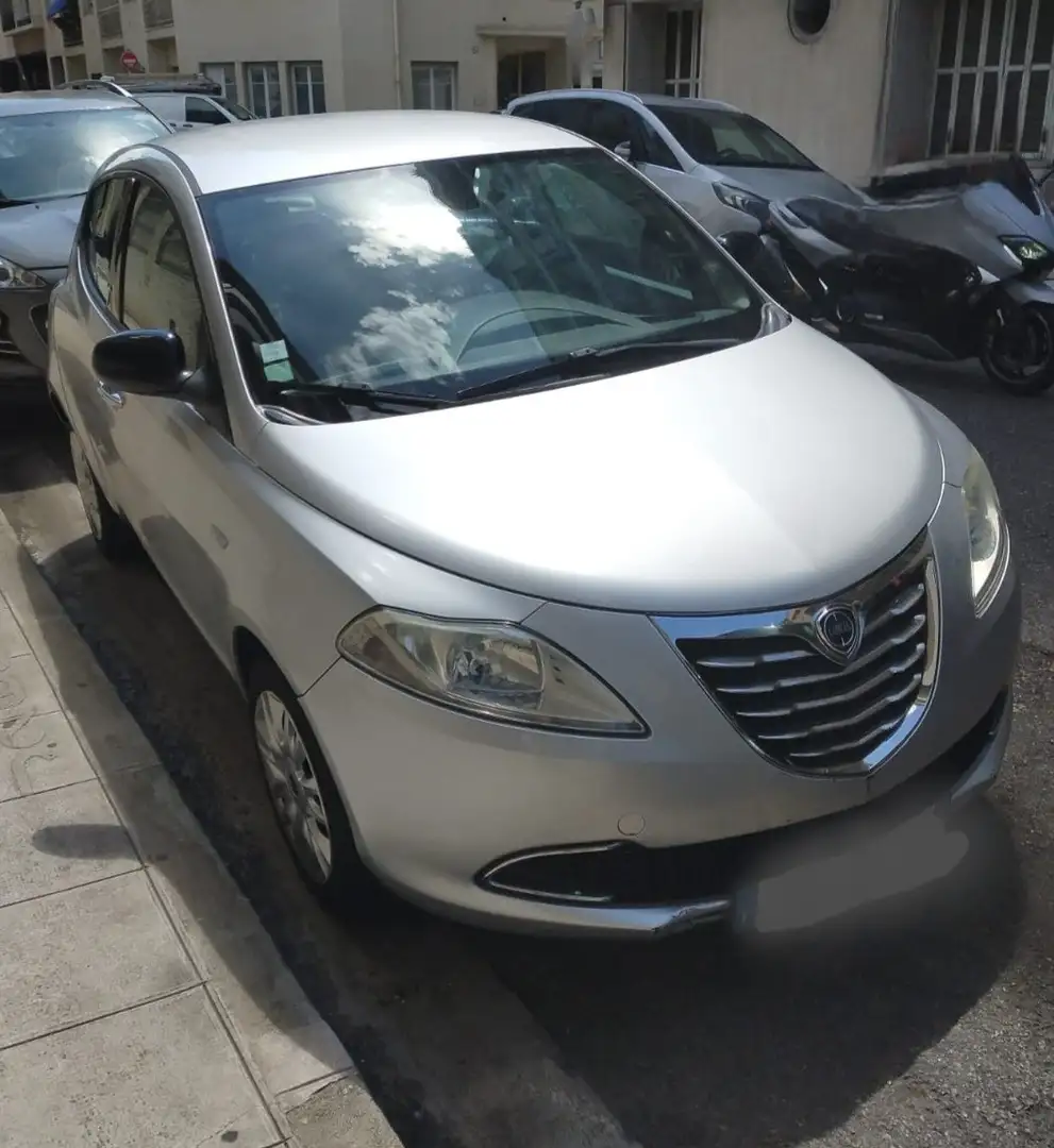 Lancia Ypsilon VPC 1.2 8V 69 CH STOP&START SILVER - 1