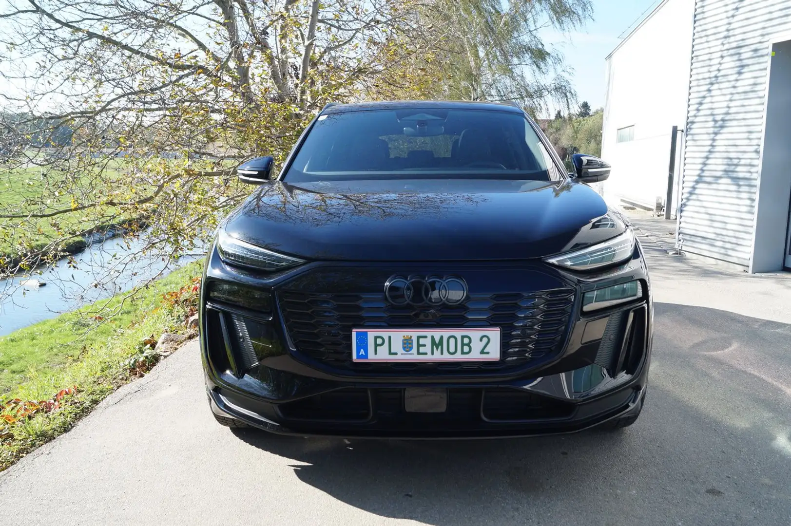 Audi Q6 e-tron e-tron performance business Schwarz - 2