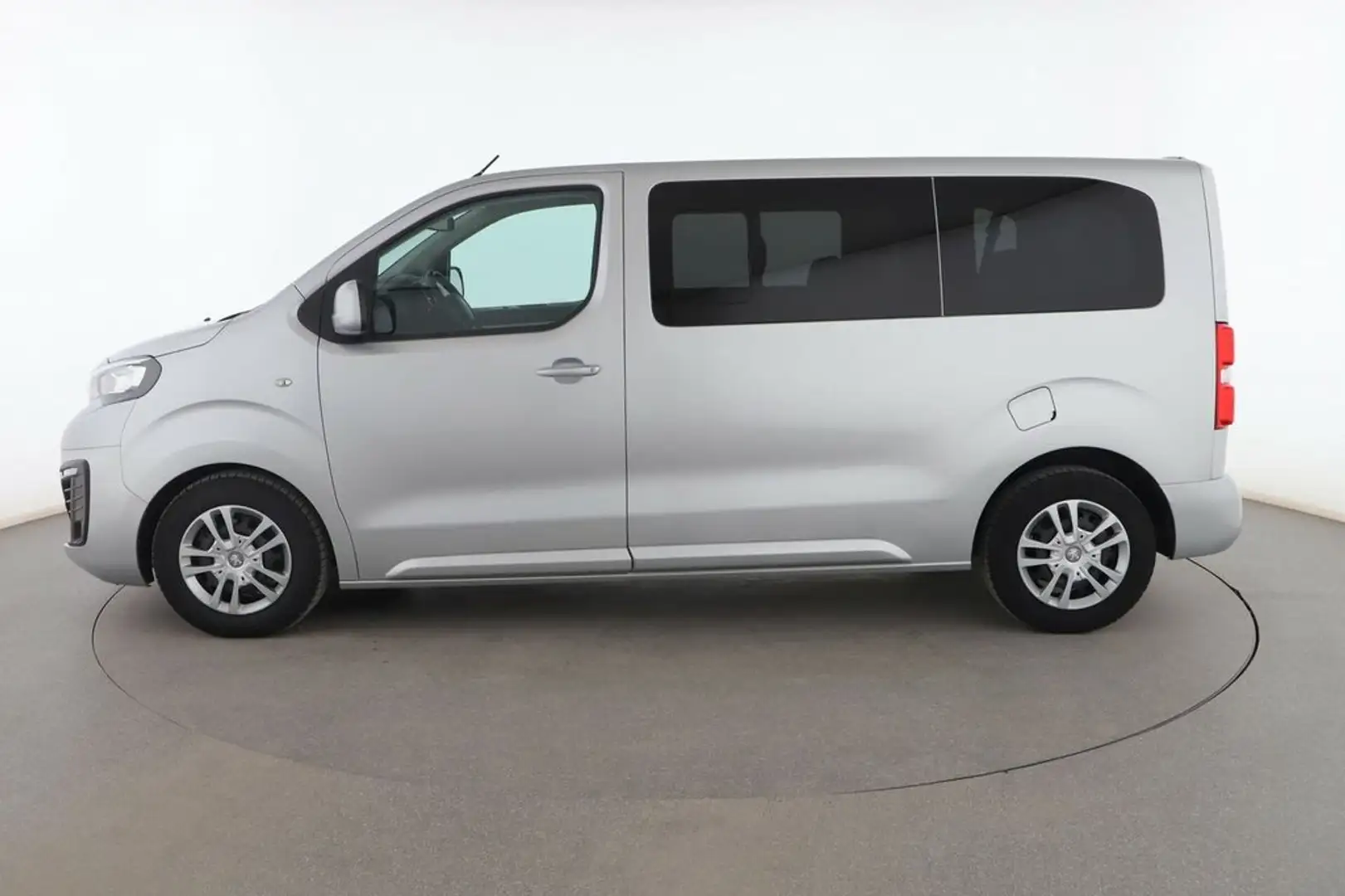 Peugeot Traveller 2.0 Blue-HDi Business L2 Gri - 2